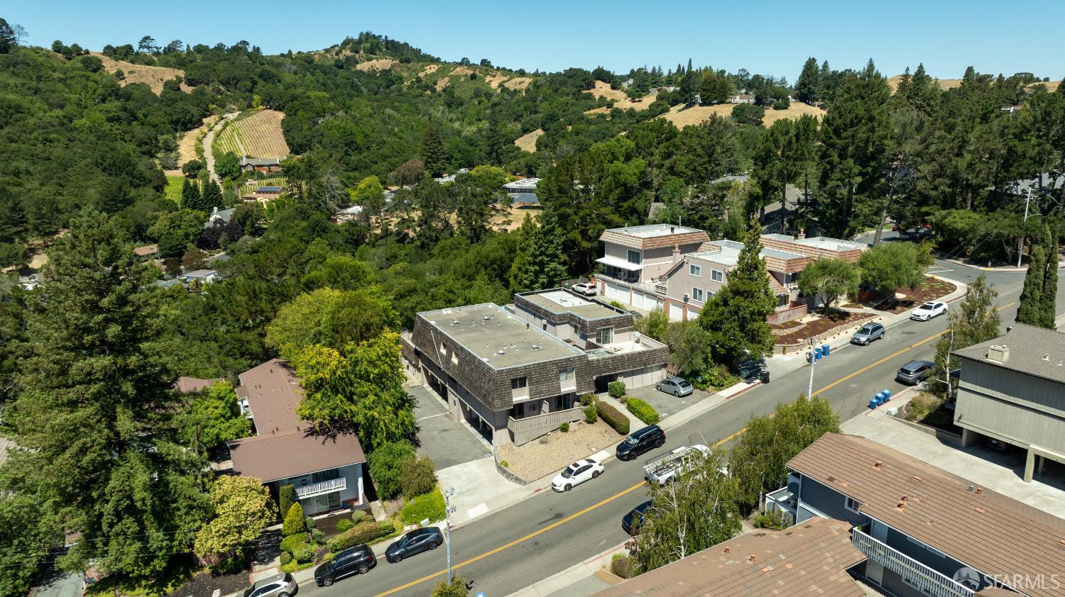 Detail Gallery Image 16 of 42 For 2036 Ascot Dr, Moraga,  CA 94556 - – Beds | – Baths