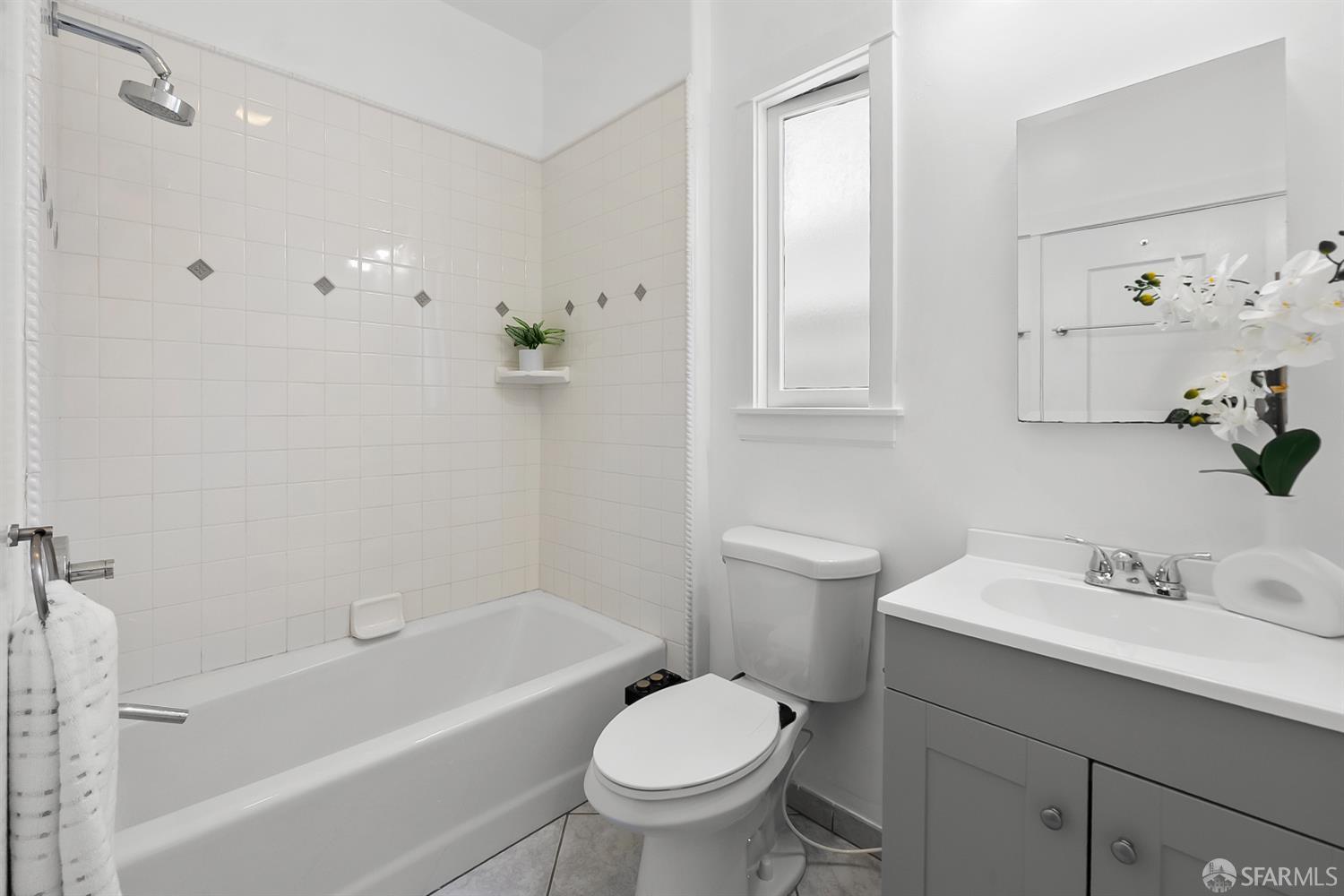 Detail Gallery Image 24 of 41 For 720 61st St, Oakland,  CA 94609 - – Beds | – Baths
