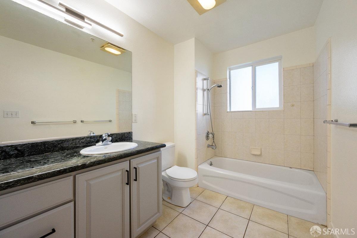 Detail Gallery Image 11 of 22 For 901 Bayshore Blvd #307,  San Francisco,  CA 94124 - 2 Beds | 2 Baths