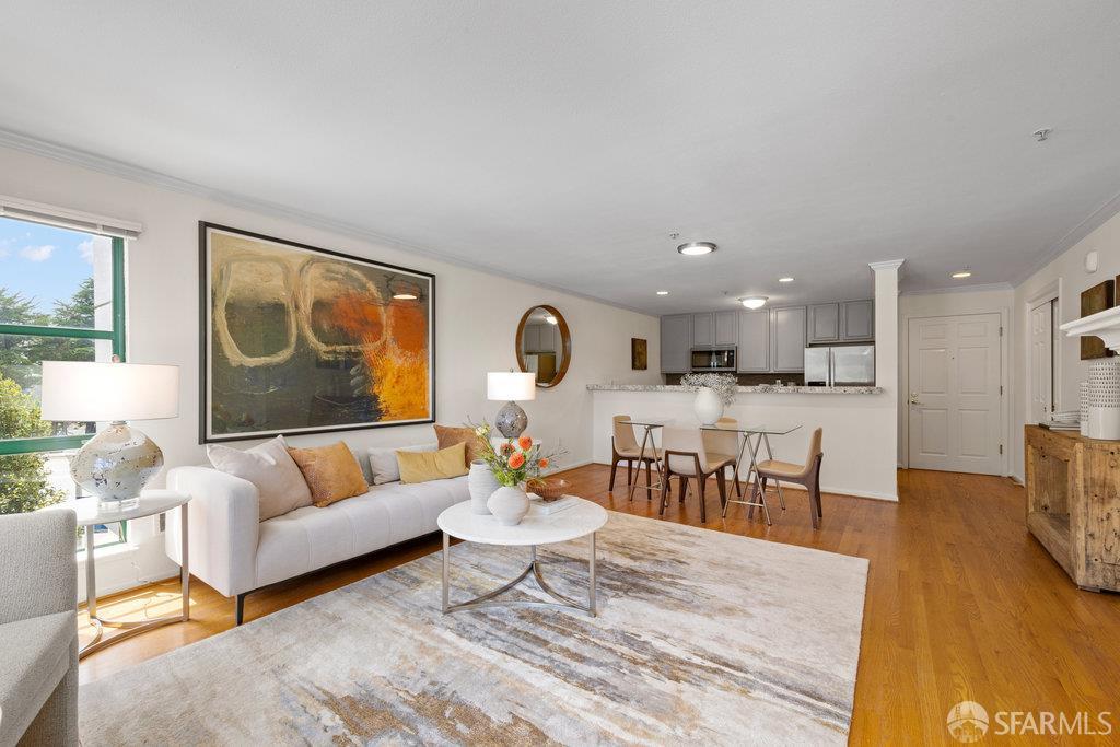 Detail Gallery Image 8 of 13 For 298 Portola Dr #103,  San Francisco,  CA 94131 - 1 Beds | 1 Baths