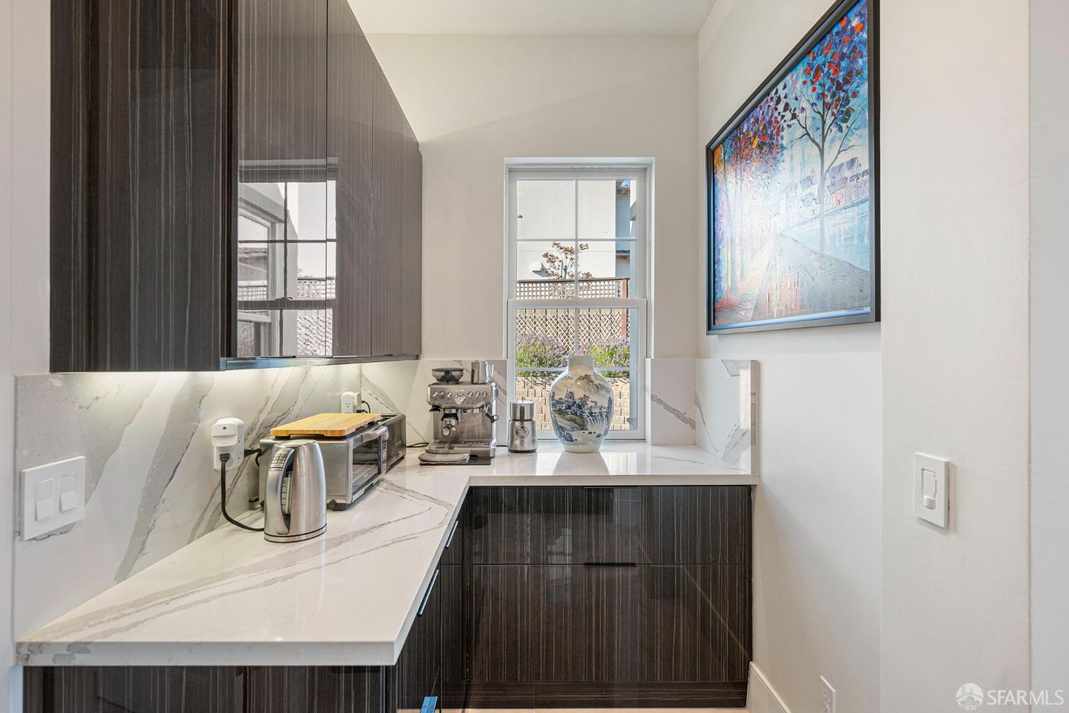 Detail Gallery Image 23 of 57 For 37 Big Rock Rd, Orinda,  CA 94563 - 5 Beds | 3/1 Baths