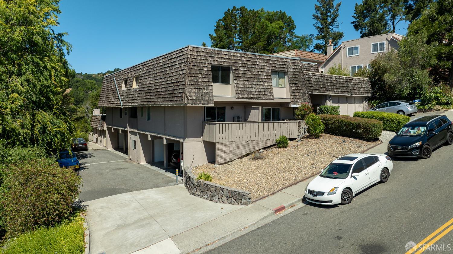 Detail Gallery Image 6 of 42 For 2036 Ascot Dr, Moraga,  CA 94556 - – Beds | – Baths