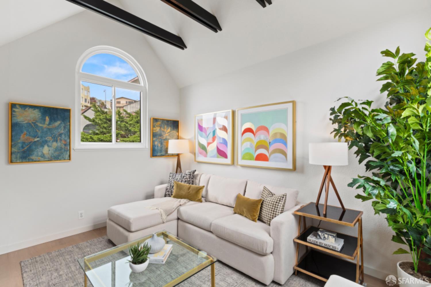 Detail Gallery Image 7 of 35 For 1200 Clayton St #12,  San Francisco,  CA 94114 - 1 Beds | 1 Baths