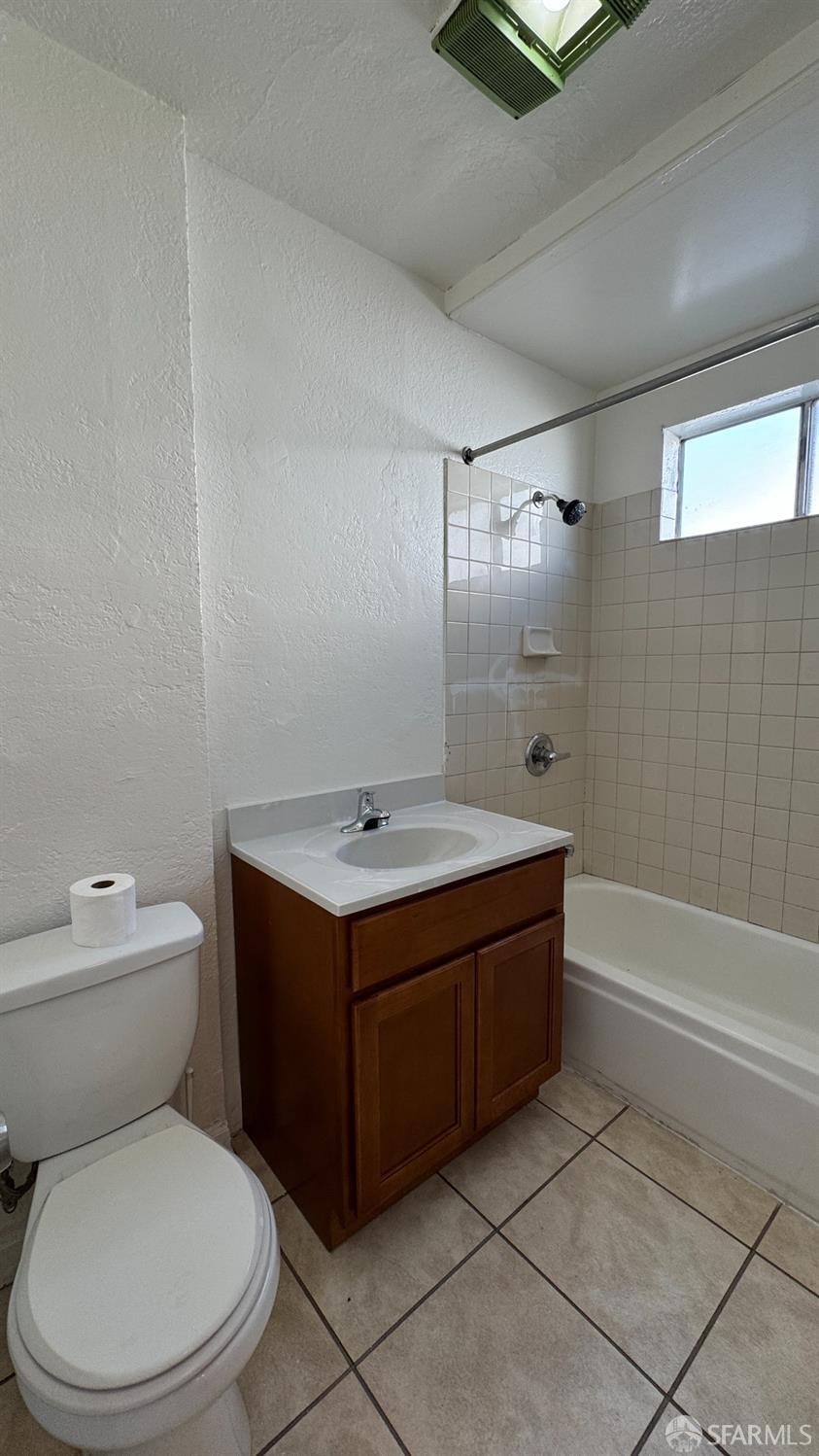 Detail Gallery Image 8 of 9 For 7300 Ney Ave, Oakland,  CA 94605 - – Beds | – Baths