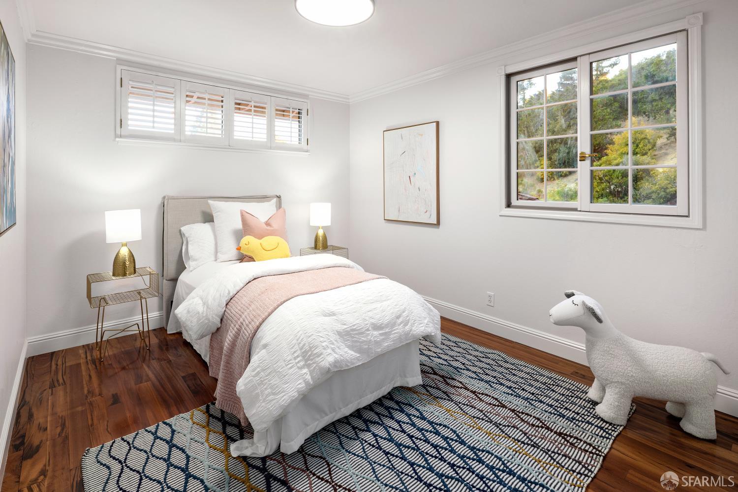 Detail Gallery Image 23 of 37 For 35 Pinewood Ct, San Mateo,  CA 94403 - 5 Beds | 2/1 Baths