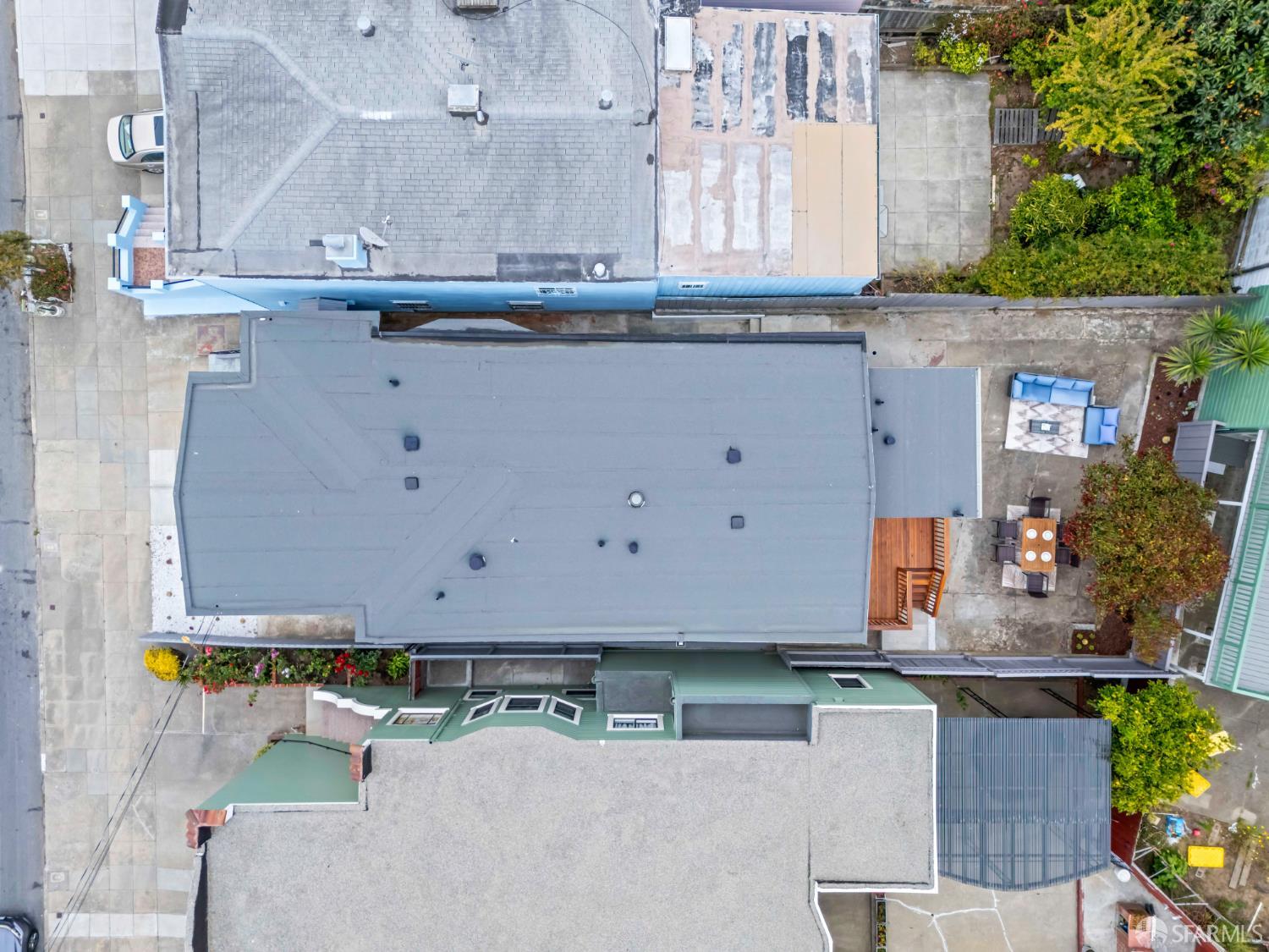 Detail Gallery Image 52 of 79 For 430 Rolph St, San Francisco,  CA 94112 - 5 Beds | 3 Baths