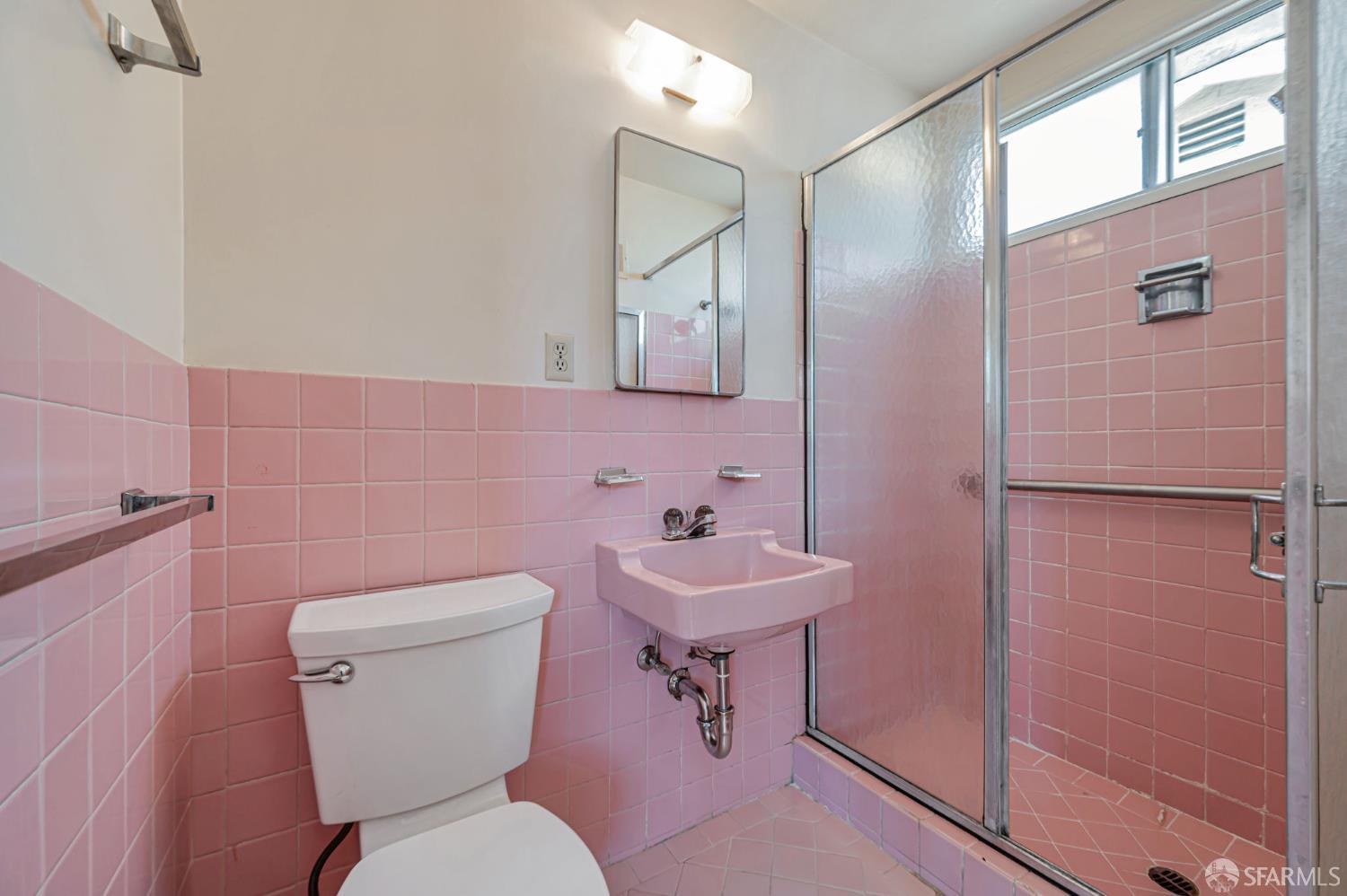 Detail Gallery Image 25 of 37 For 956 Helen Dr, Millbrae,  CA 94030 - 3 Beds | 2/1 Baths