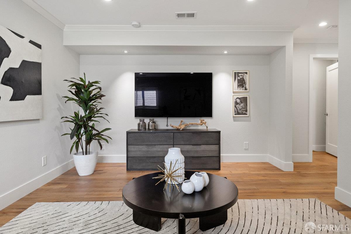 Detail Gallery Image 39 of 64 For 155 Lake Dr, San Bruno,  CA 94066 - 4 Beds | 3 Baths
