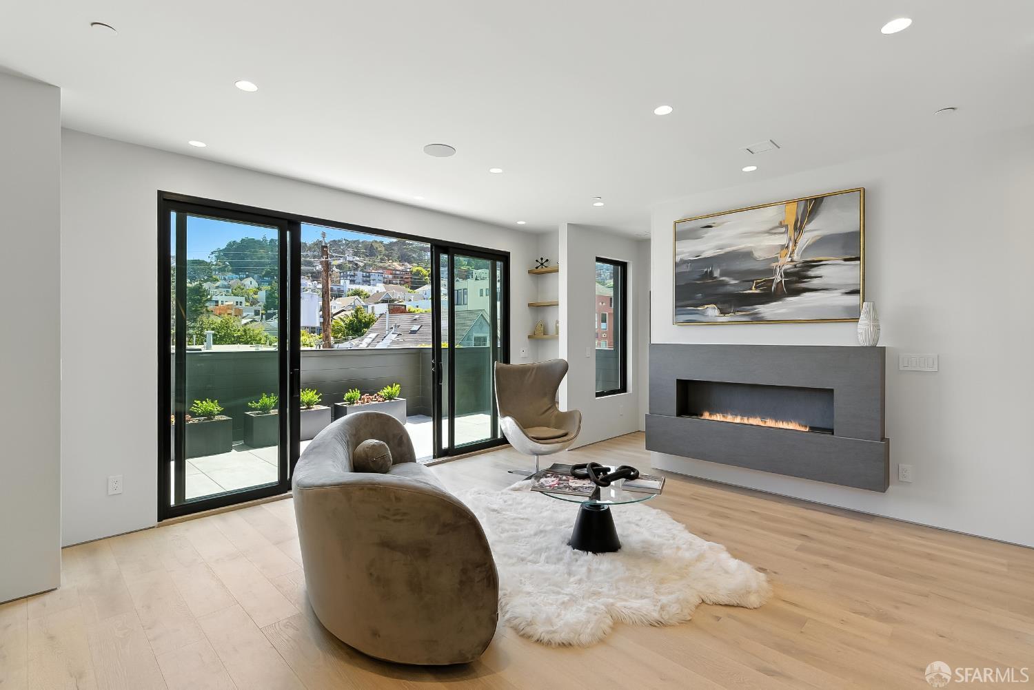 Detail Gallery Image 31 of 62 For 4234 24th St, San Francisco,  CA 94114 - – Beds | – Baths