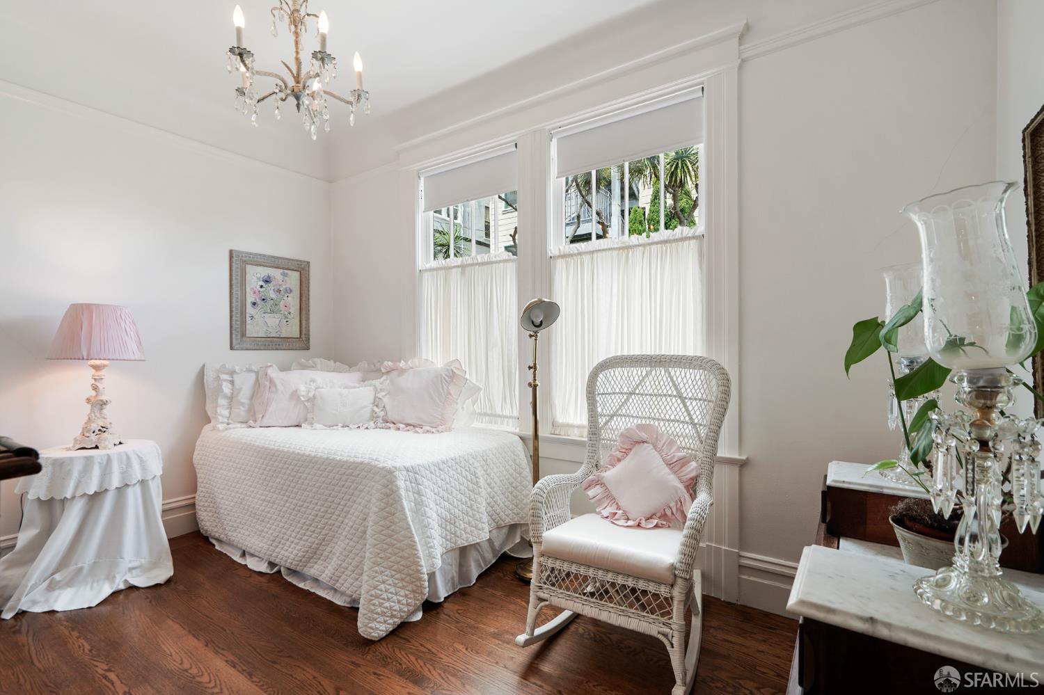 Detail Gallery Image 31 of 45 For 941 Lombard St, San Francisco,  CA 94133 - 2 Beds | 1 Baths