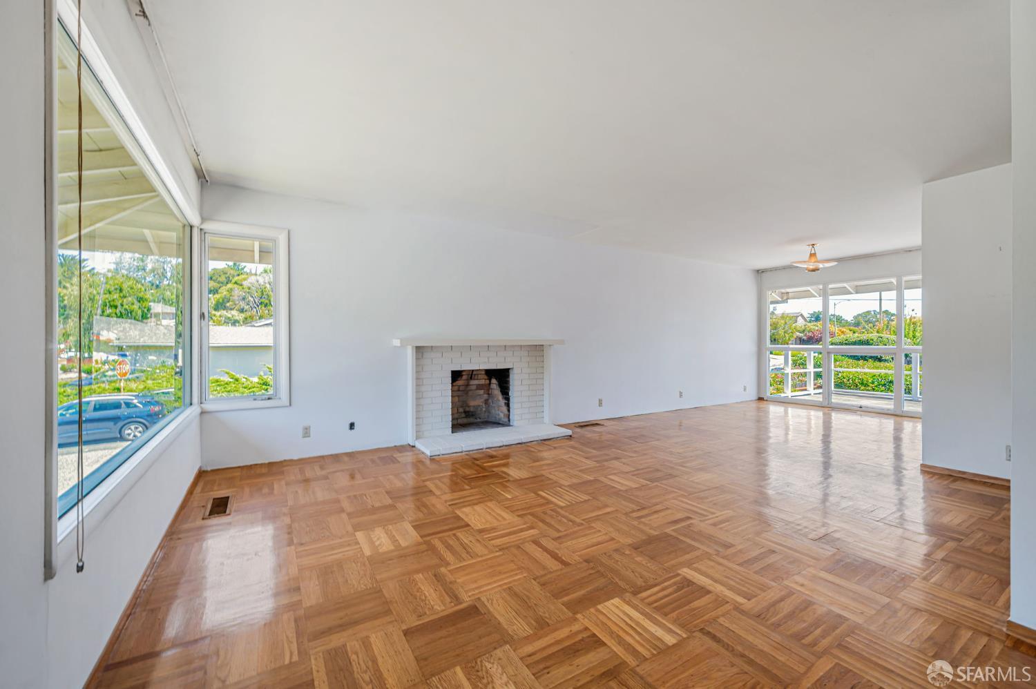 Detail Gallery Image 6 of 37 For 956 Helen Dr, Millbrae,  CA 94030 - 3 Beds | 2/1 Baths