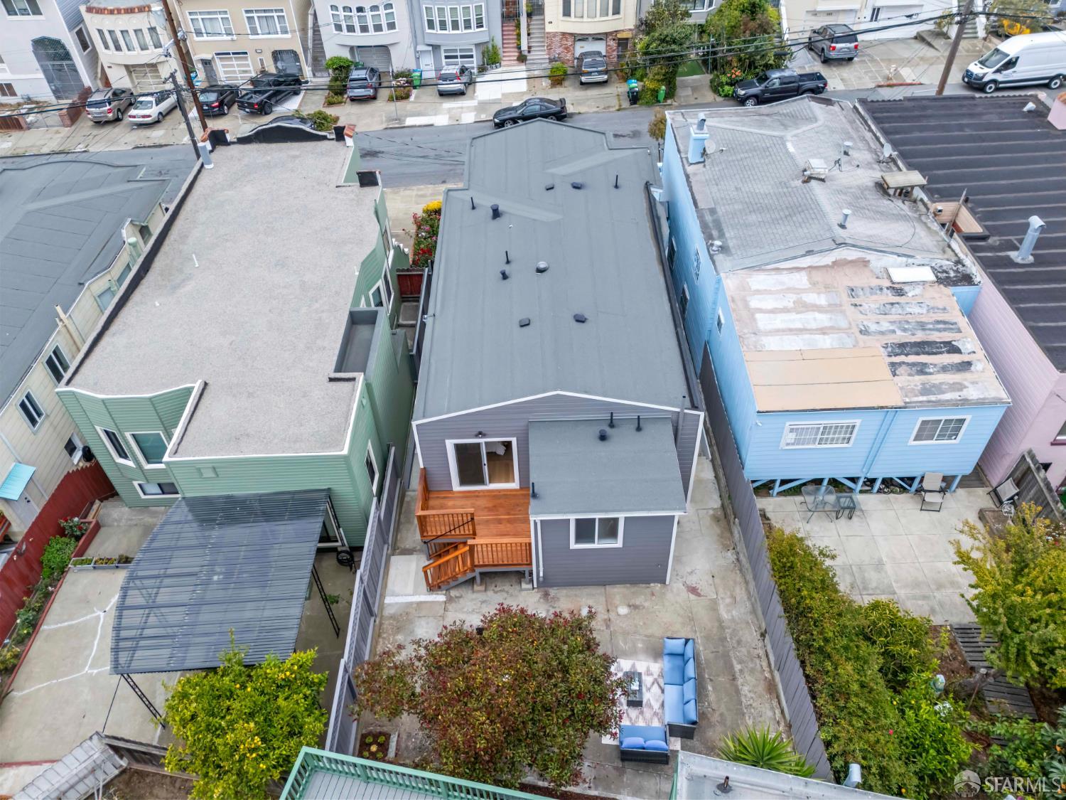 Detail Gallery Image 51 of 79 For 430 Rolph St, San Francisco,  CA 94112 - 5 Beds | 3 Baths