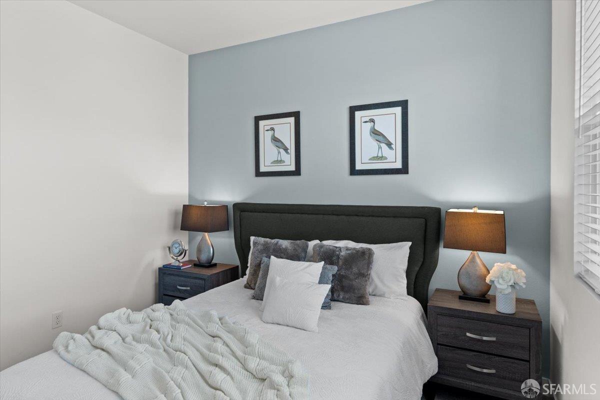 Detail Gallery Image 25 of 45 For 1807 16th St, Oakland,  CA 94607 - 2 Beds | 2/1 Baths