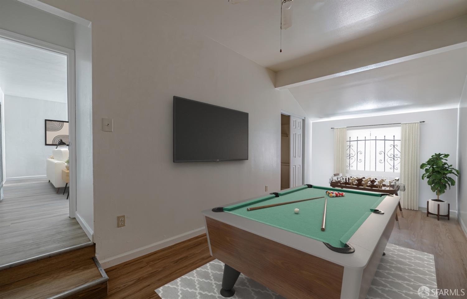 Detail Gallery Image 8 of 28 For 855 Apple St, Oakland,  CA 94603 - 4 Beds | 2 Baths