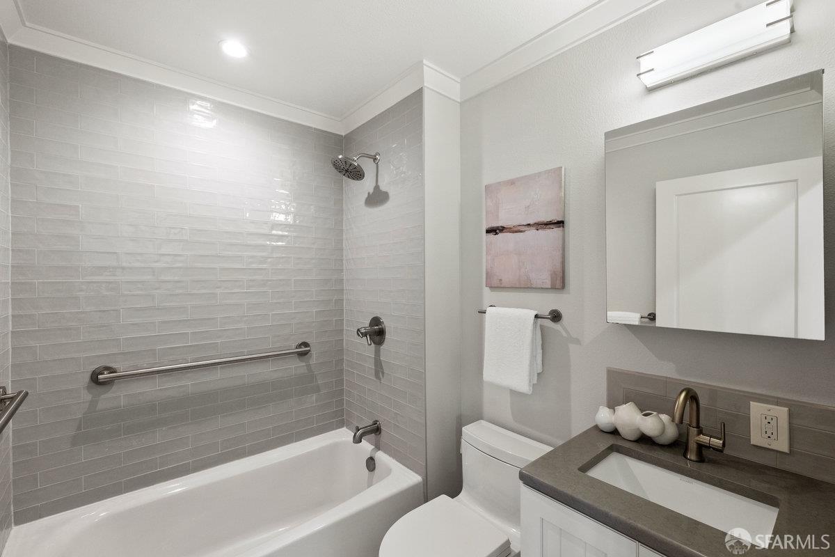 Detail Gallery Image 34 of 64 For 155 Lake Dr, San Bruno,  CA 94066 - 4 Beds | 3 Baths