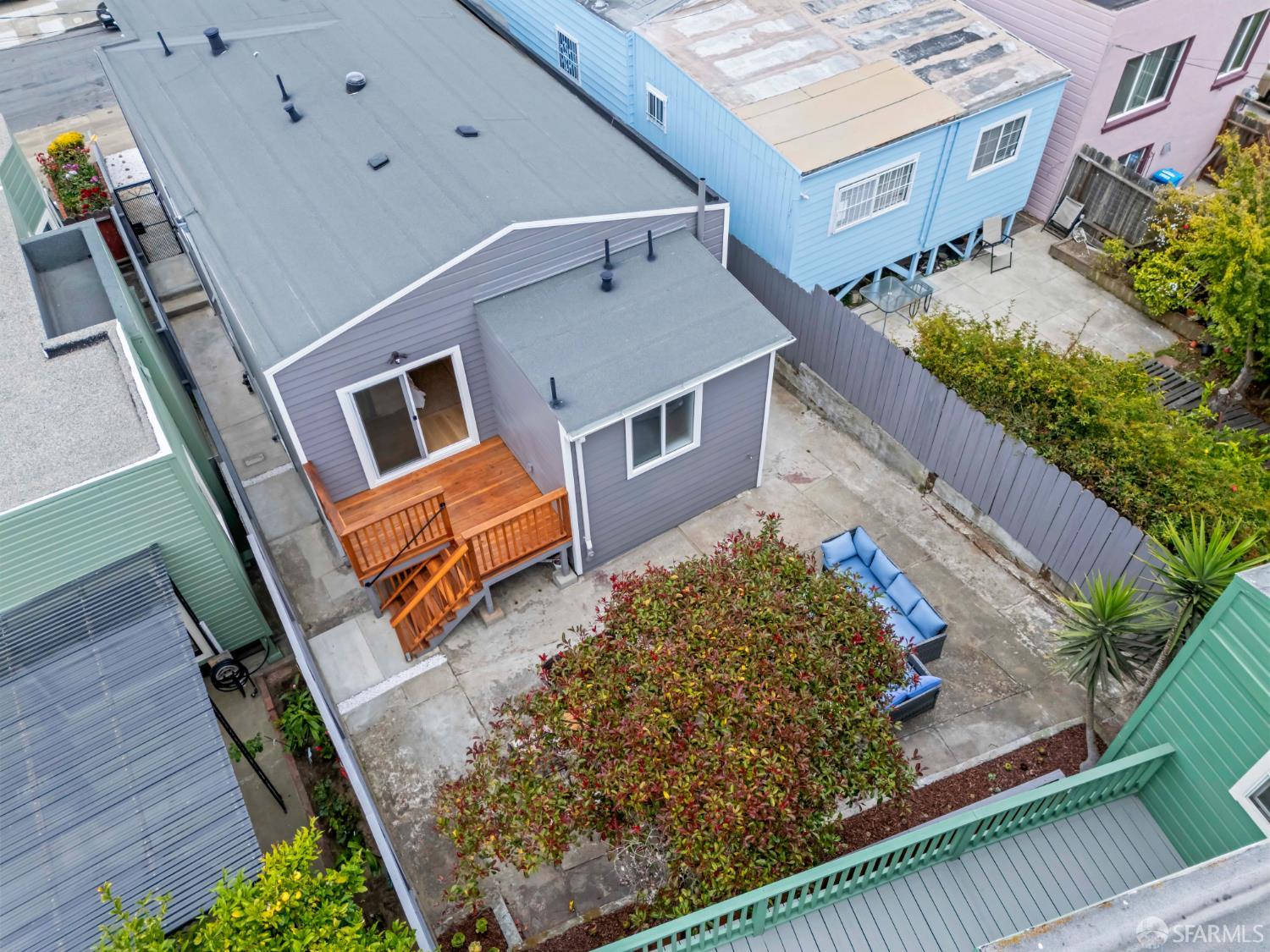 Detail Gallery Image 50 of 79 For 430 Rolph St, San Francisco,  CA 94112 - 5 Beds | 3 Baths