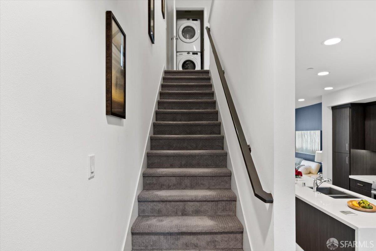 Detail Gallery Image 13 of 45 For 1807 16th St, Oakland,  CA 94607 - 2 Beds | 2/1 Baths