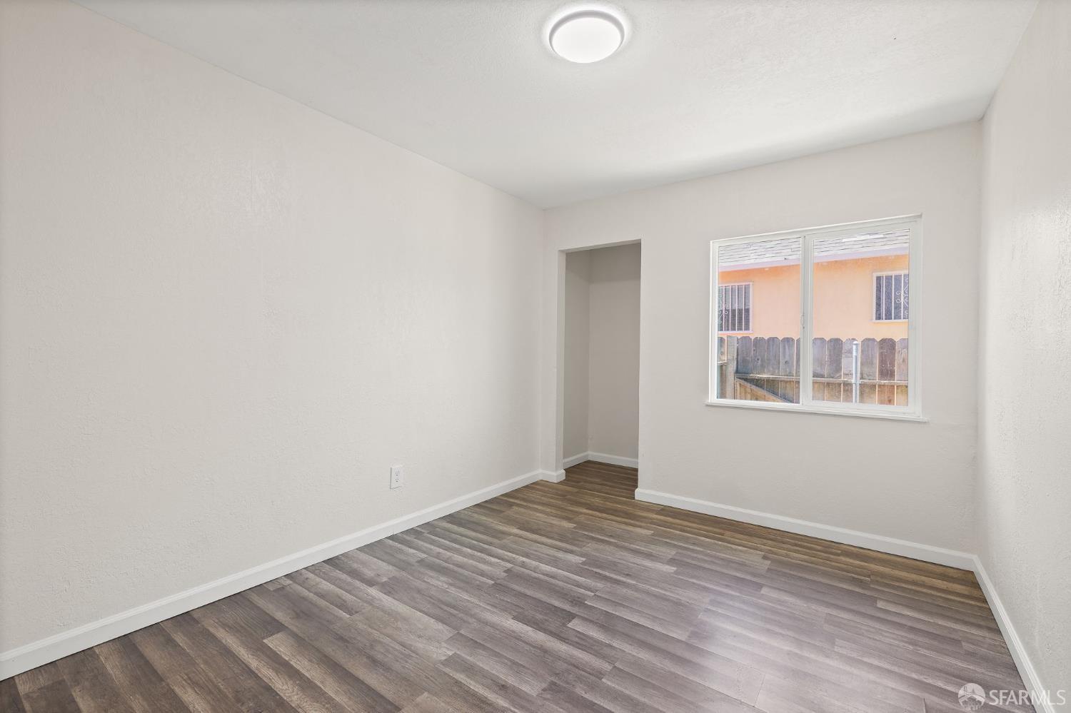Detail Gallery Image 15 of 34 For 1050 105th Ave, Oakland,  CA 94603 - – Beds | – Baths