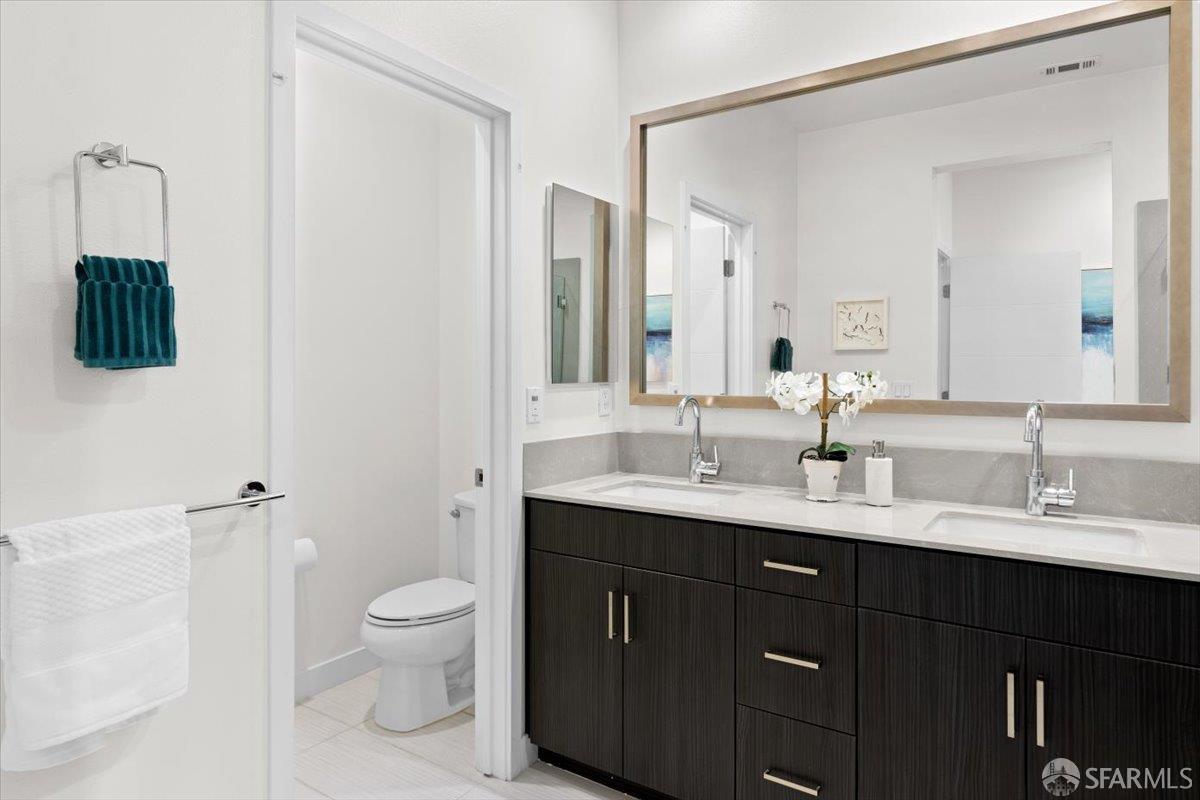 Detail Gallery Image 23 of 45 For 1807 16th St, Oakland,  CA 94607 - 2 Beds | 2/1 Baths