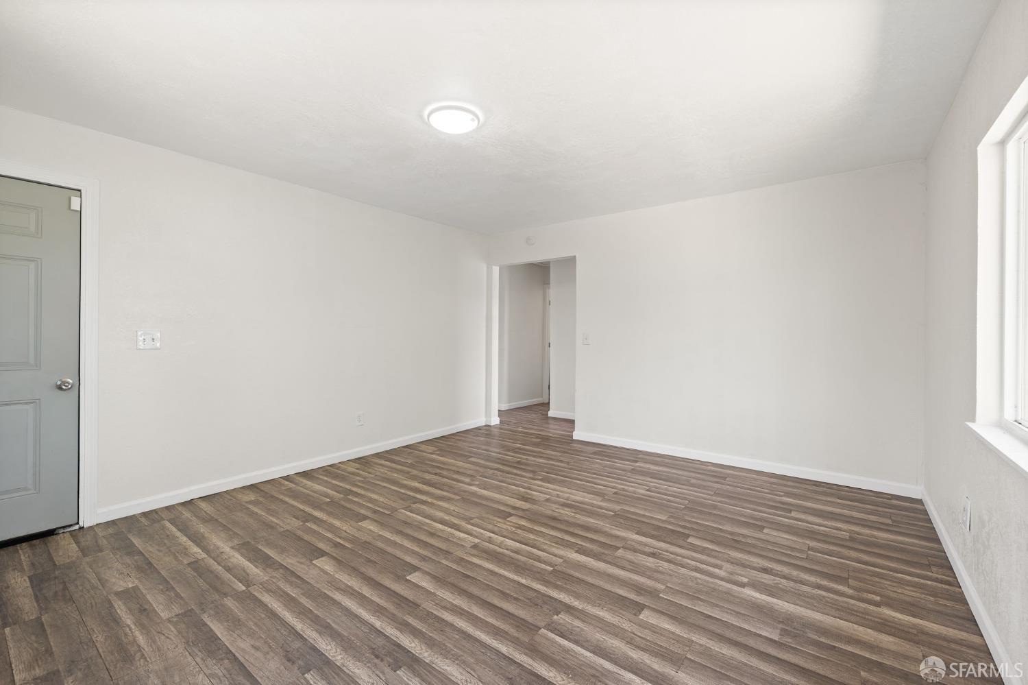 Detail Gallery Image 7 of 34 For 1050 105th Ave, Oakland,  CA 94603 - – Beds | – Baths