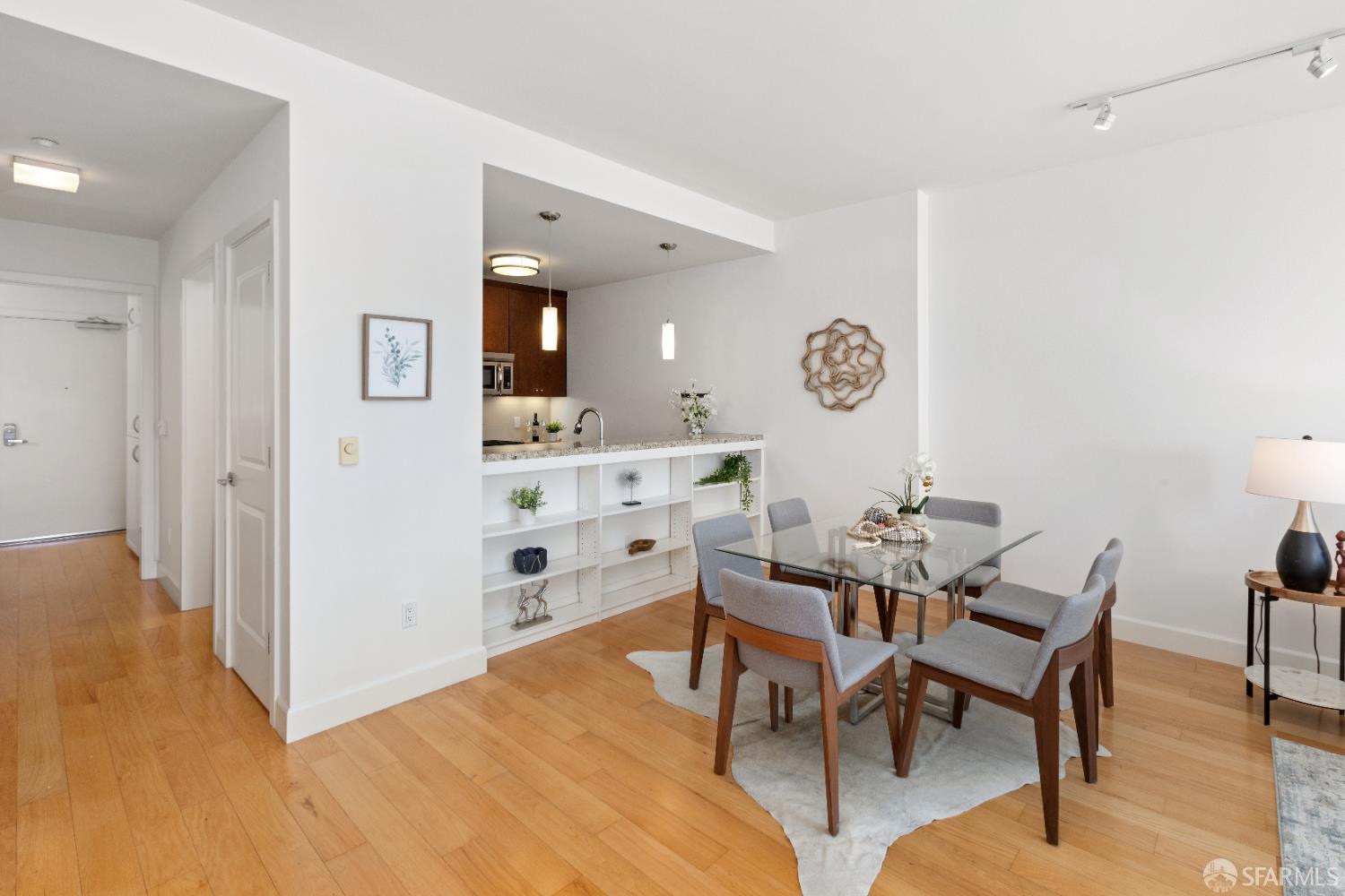 Detail Gallery Image 9 of 31 For 77 Van Ness Ave #605,  San Francisco,  CA 94102 - 1 Beds | 1 Baths