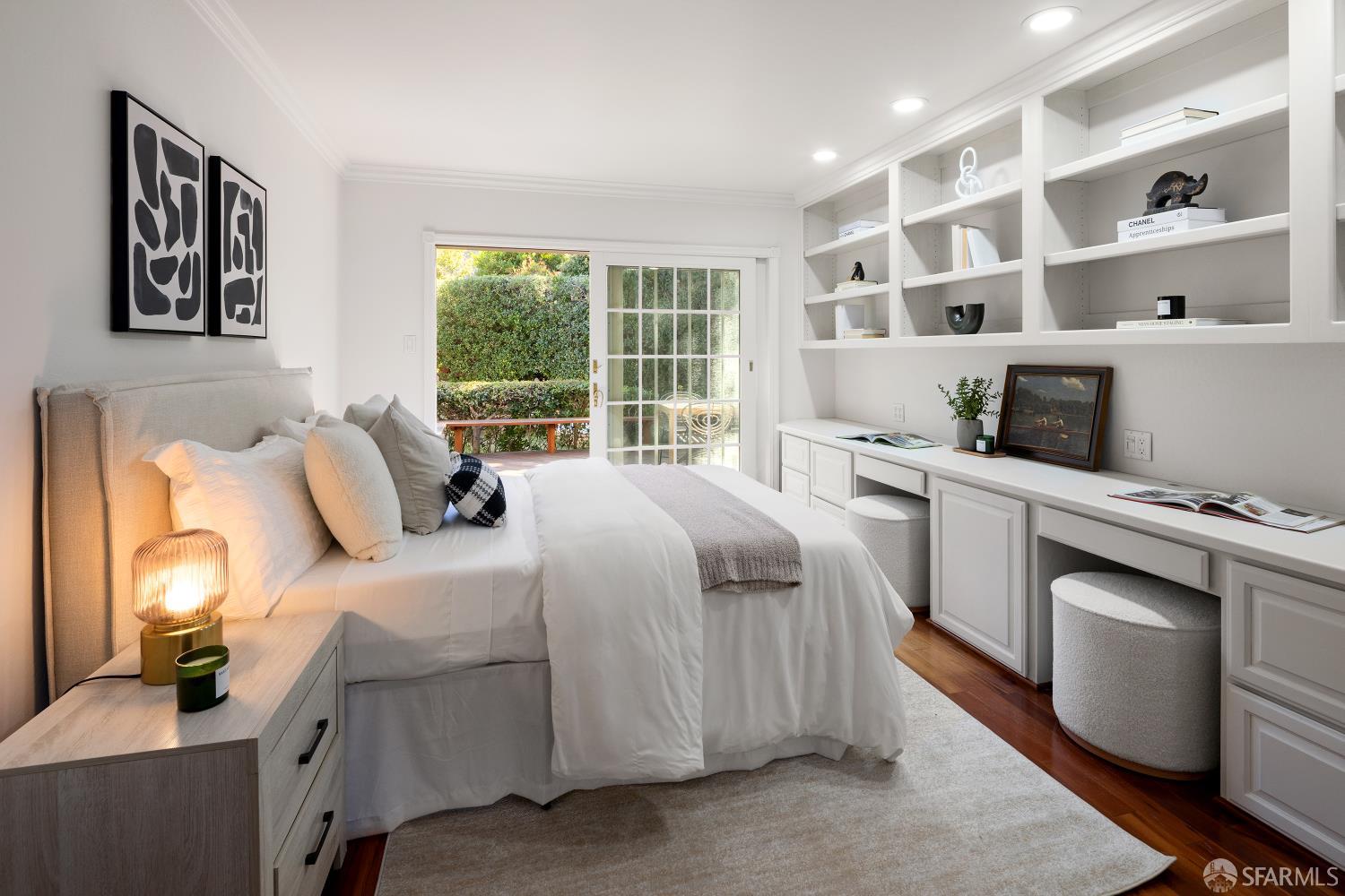 Detail Gallery Image 15 of 37 For 35 Pinewood Ct, San Mateo,  CA 94403 - 5 Beds | 2/1 Baths