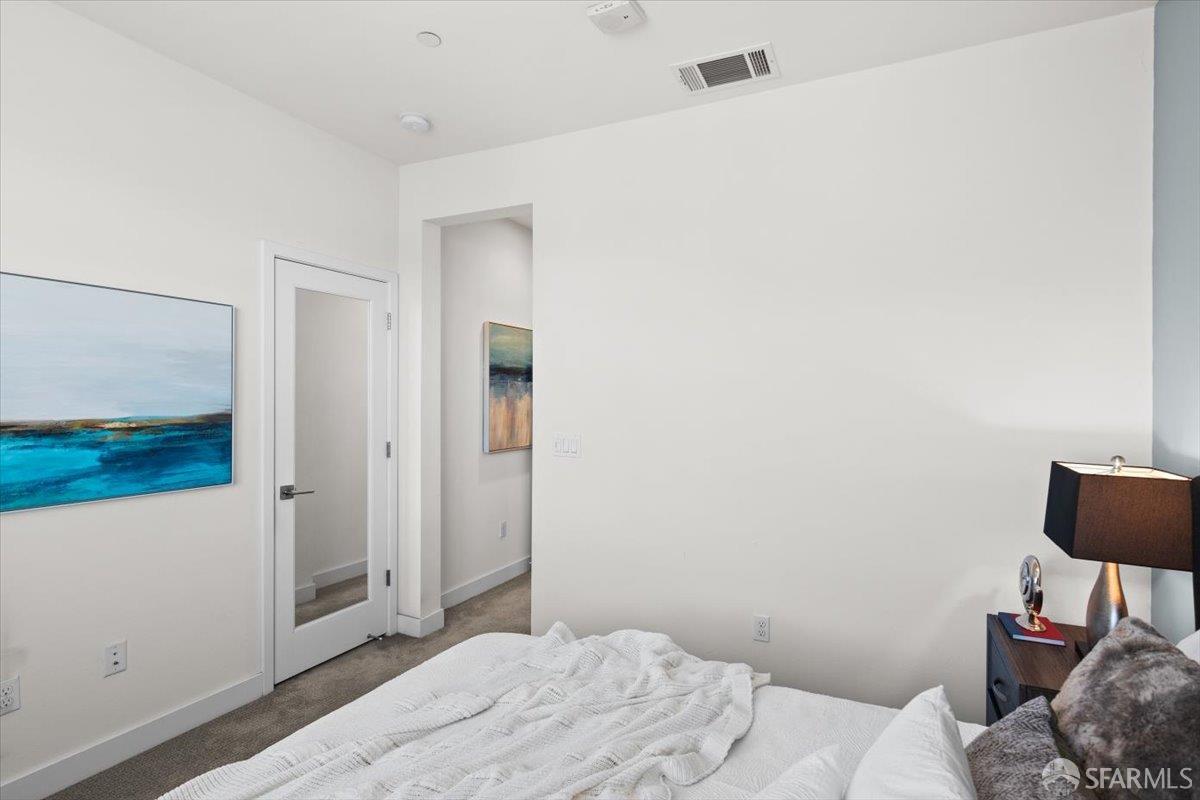 Detail Gallery Image 26 of 45 For 1807 16th St, Oakland,  CA 94607 - 2 Beds | 2/1 Baths