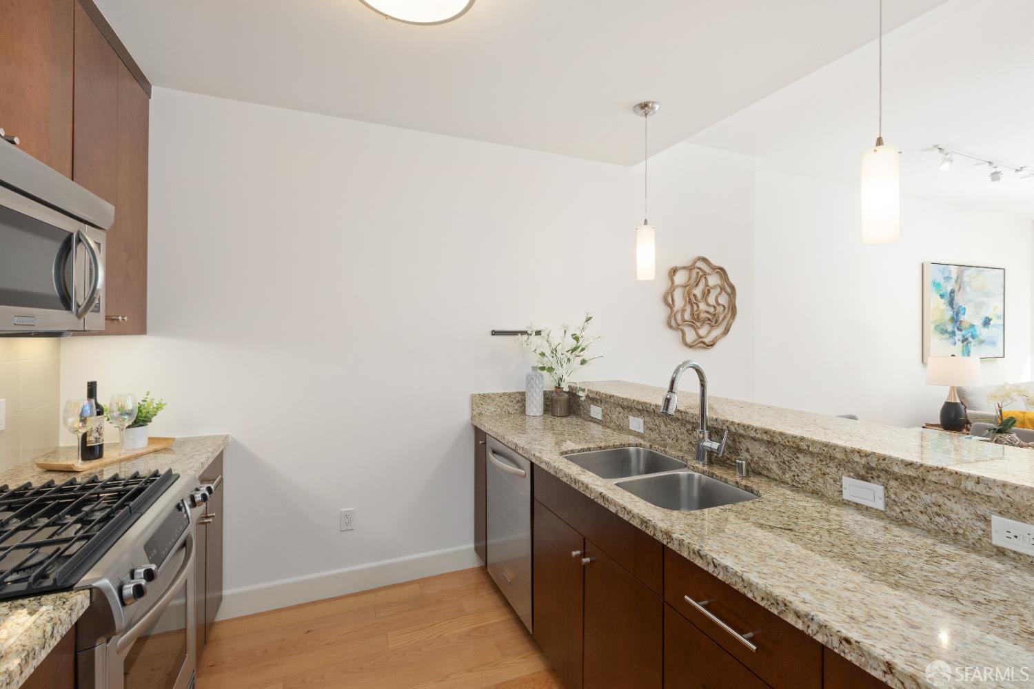 Detail Gallery Image 7 of 31 For 77 Van Ness Ave #605,  San Francisco,  CA 94102 - 1 Beds | 1 Baths