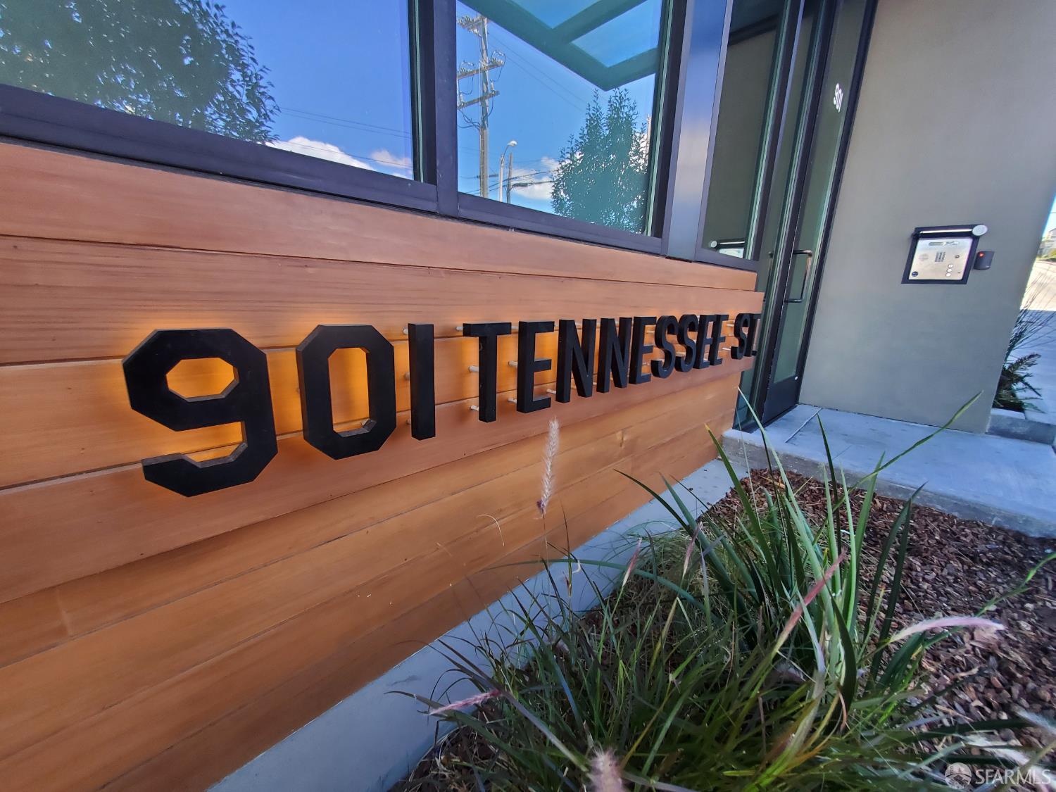 Front Image Thumbnail for SF425062535