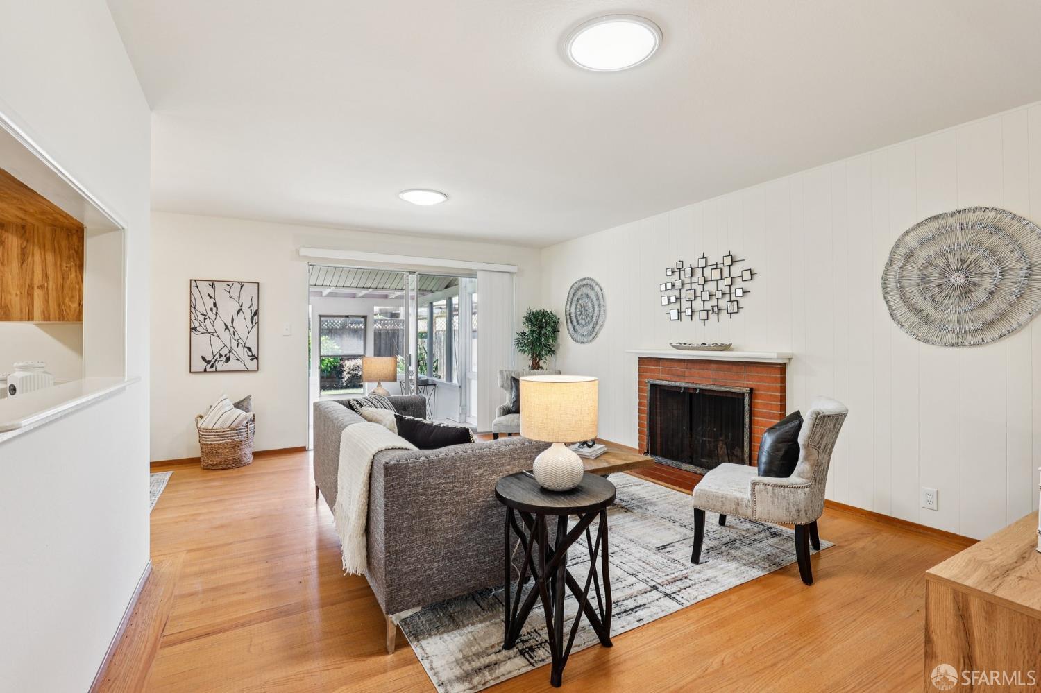 Detail Gallery Image 2 of 32 For 2418 S Norfolk St, San Mateo,  CA 94403 - 3 Beds | 2 Baths