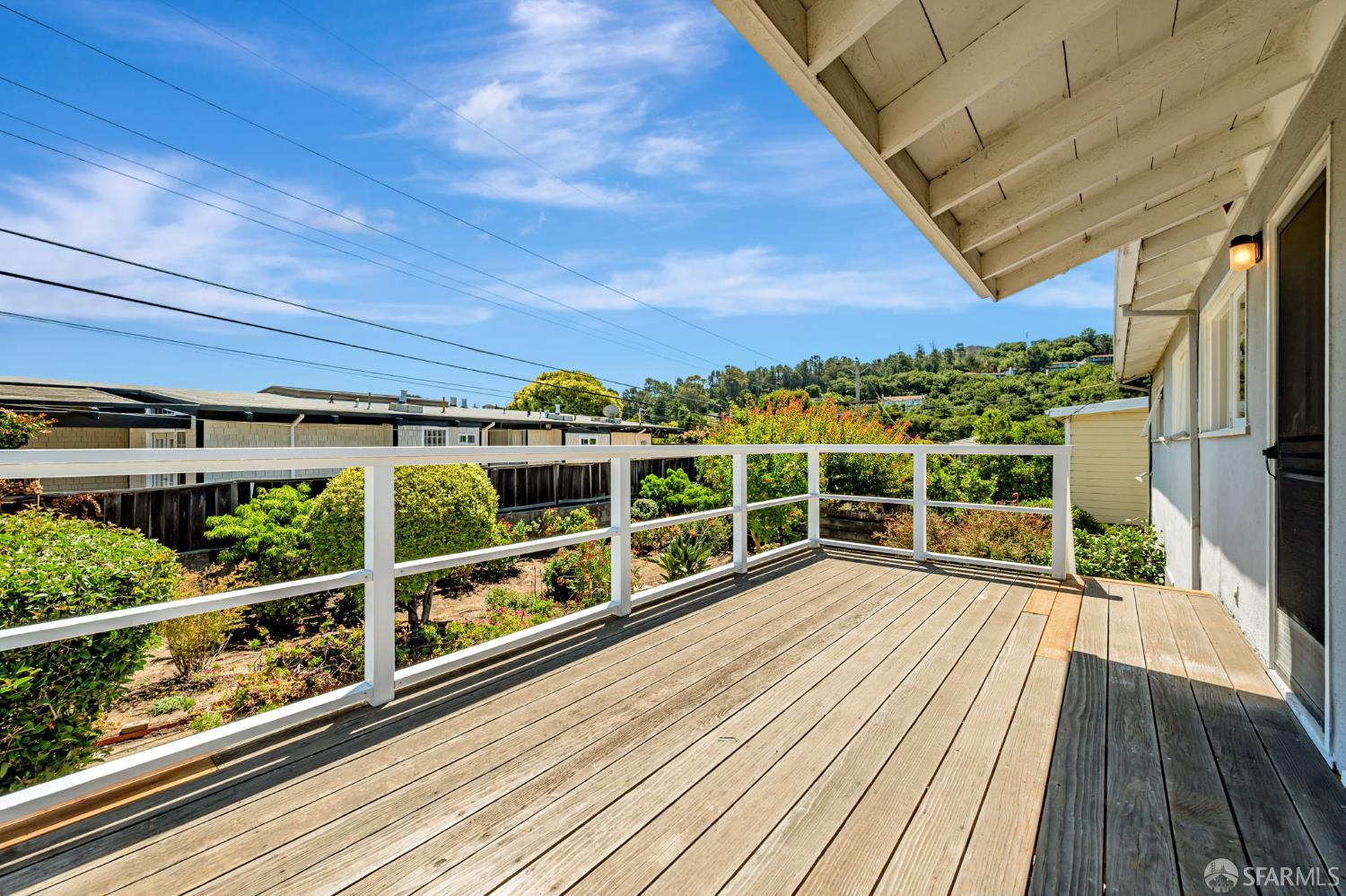 Detail Gallery Image 28 of 37 For 956 Helen Dr, Millbrae,  CA 94030 - 3 Beds | 2/1 Baths