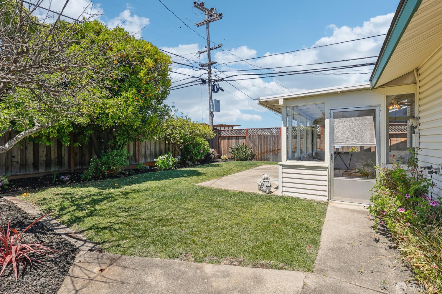 Detail Gallery Image 26 of 32 For 2418 S Norfolk St, San Mateo,  CA 94403 - 3 Beds | 2 Baths