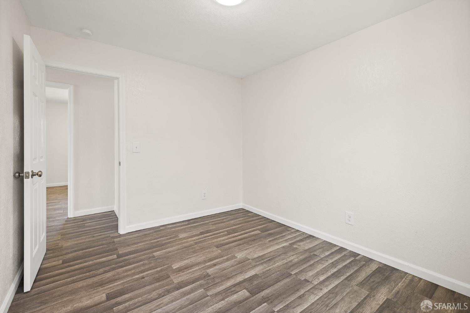 Detail Gallery Image 16 of 34 For 1050 105th Ave, Oakland,  CA 94603 - – Beds | – Baths