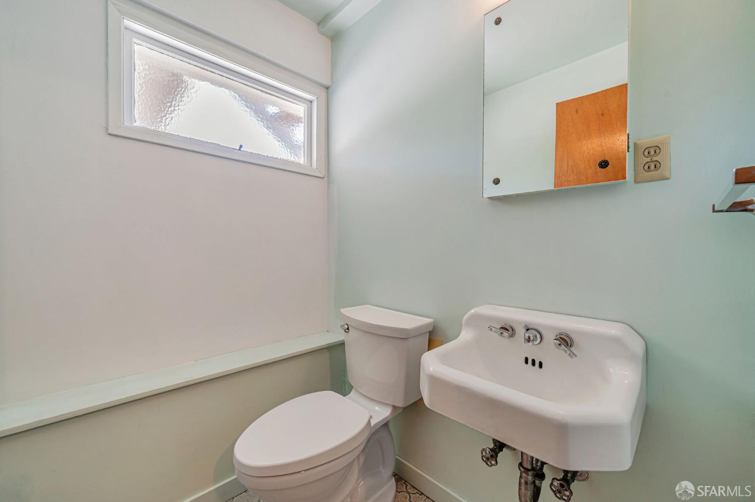 Detail Gallery Image 31 of 37 For 956 Helen Dr, Millbrae,  CA 94030 - 3 Beds | 2/1 Baths