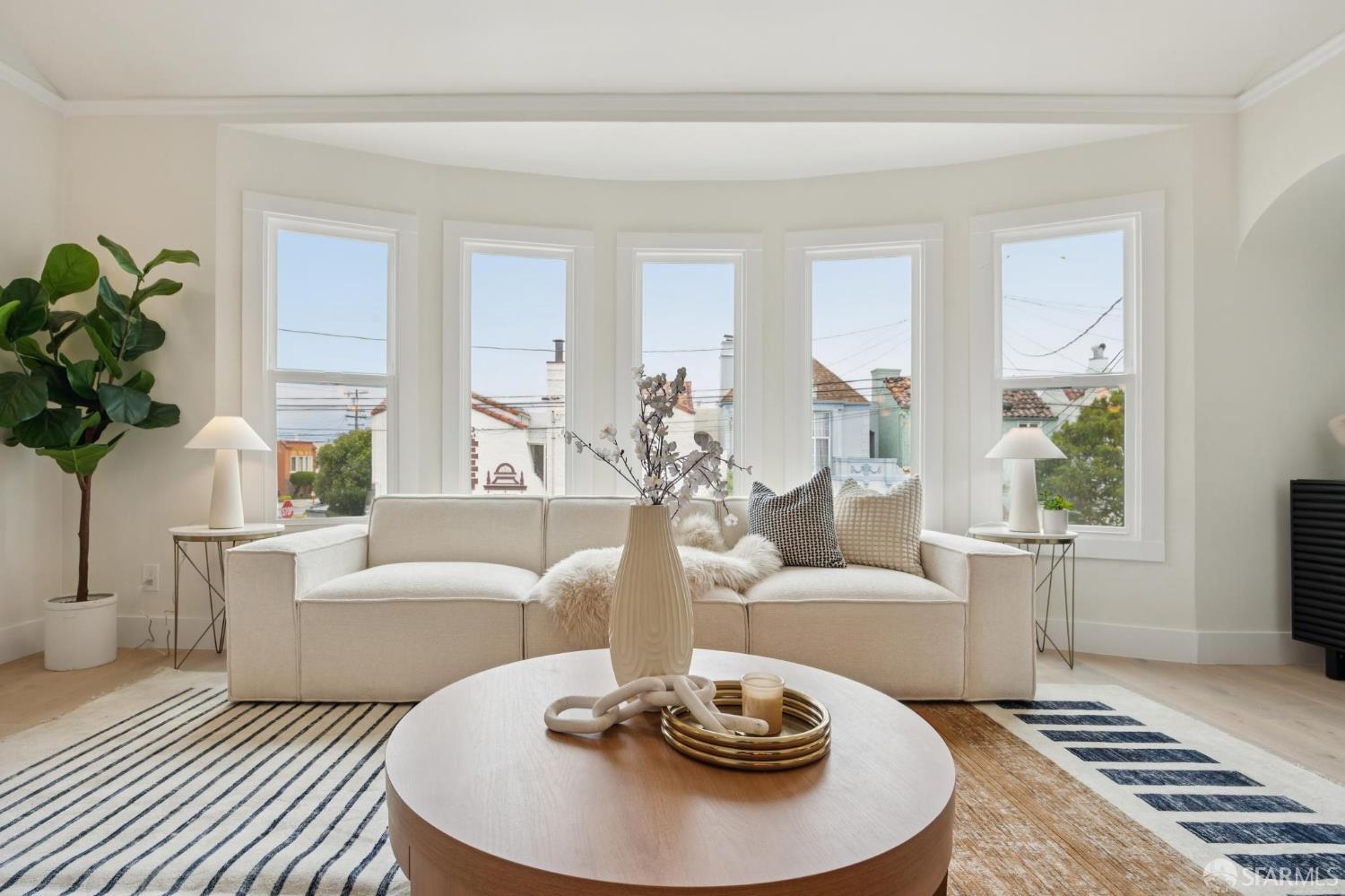 Detail Gallery Image 4 of 57 For 1507 30th Ave, San Francisco,  CA 94122 - 3 Beds | 2/1 Baths