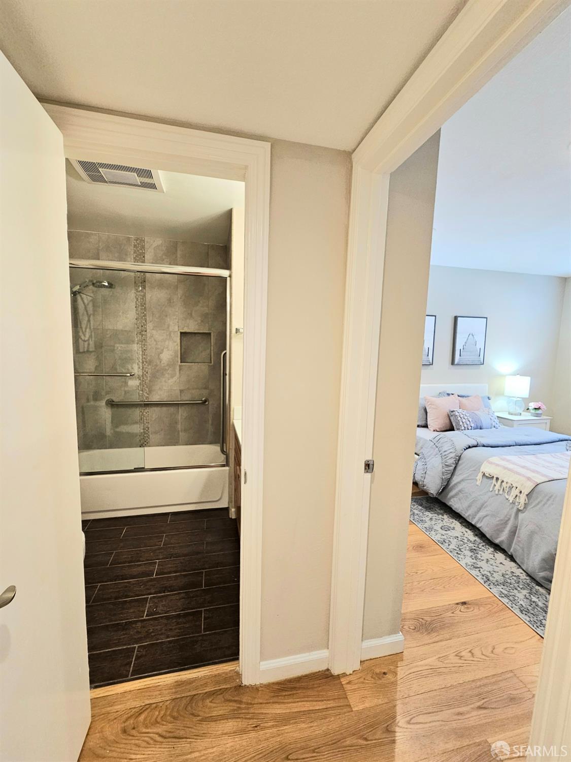 Detail Gallery Image 34 of 41 For 3001 Los Prados St #104,  San Mateo,  CA 94403 - 2 Beds | 2 Baths