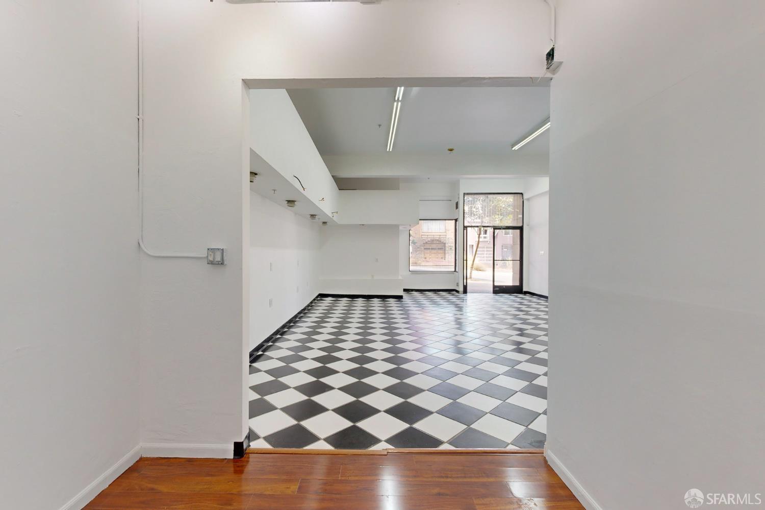 Detail Gallery Image 9 of 17 For 693 Monterey Blvd, San Francisco,  CA 94127 - – Beds | – Baths