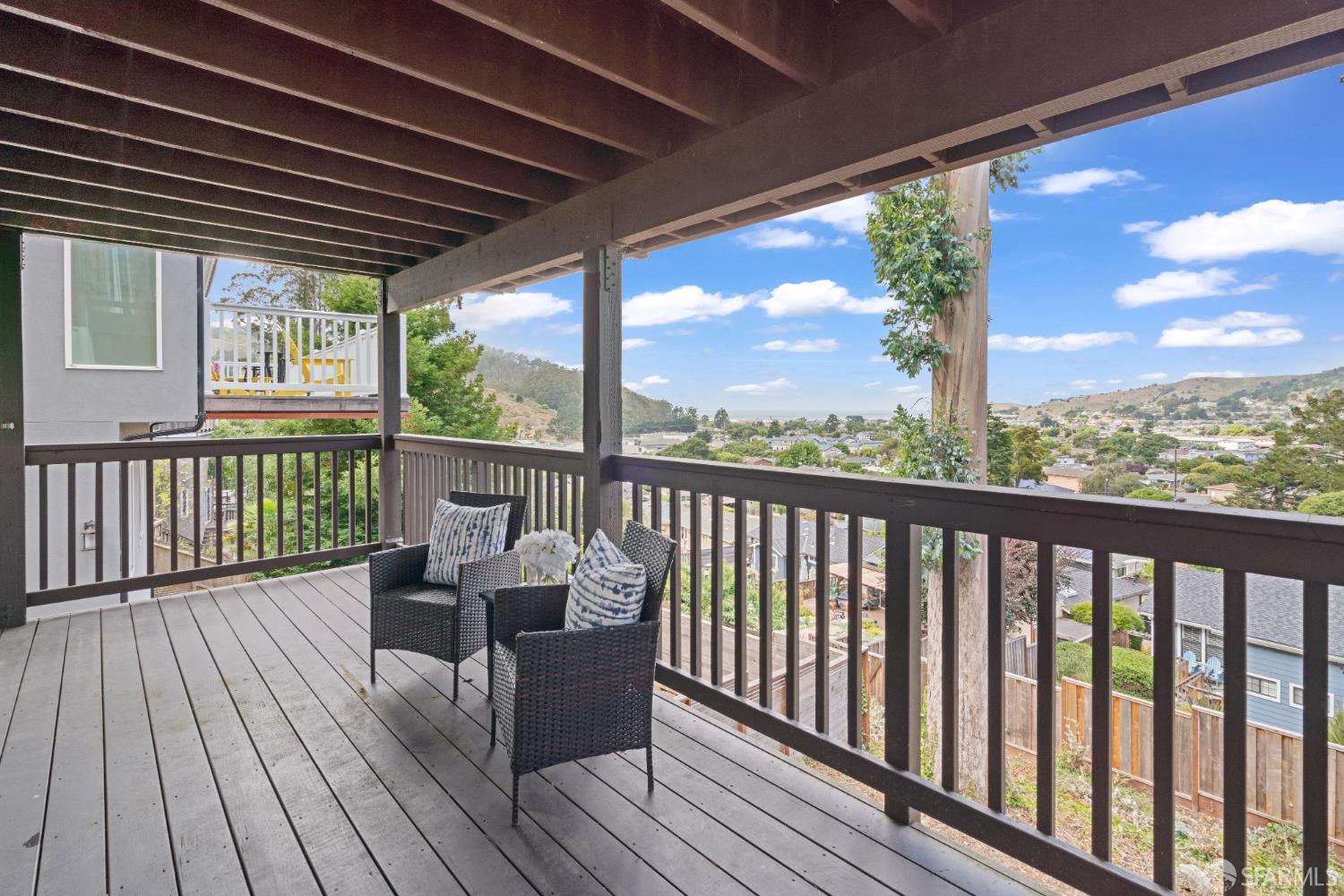 Detail Gallery Image 44 of 93 For 1669 Higgins Way, Pacifica,  CA 94044 - 5 Beds | 3 Baths