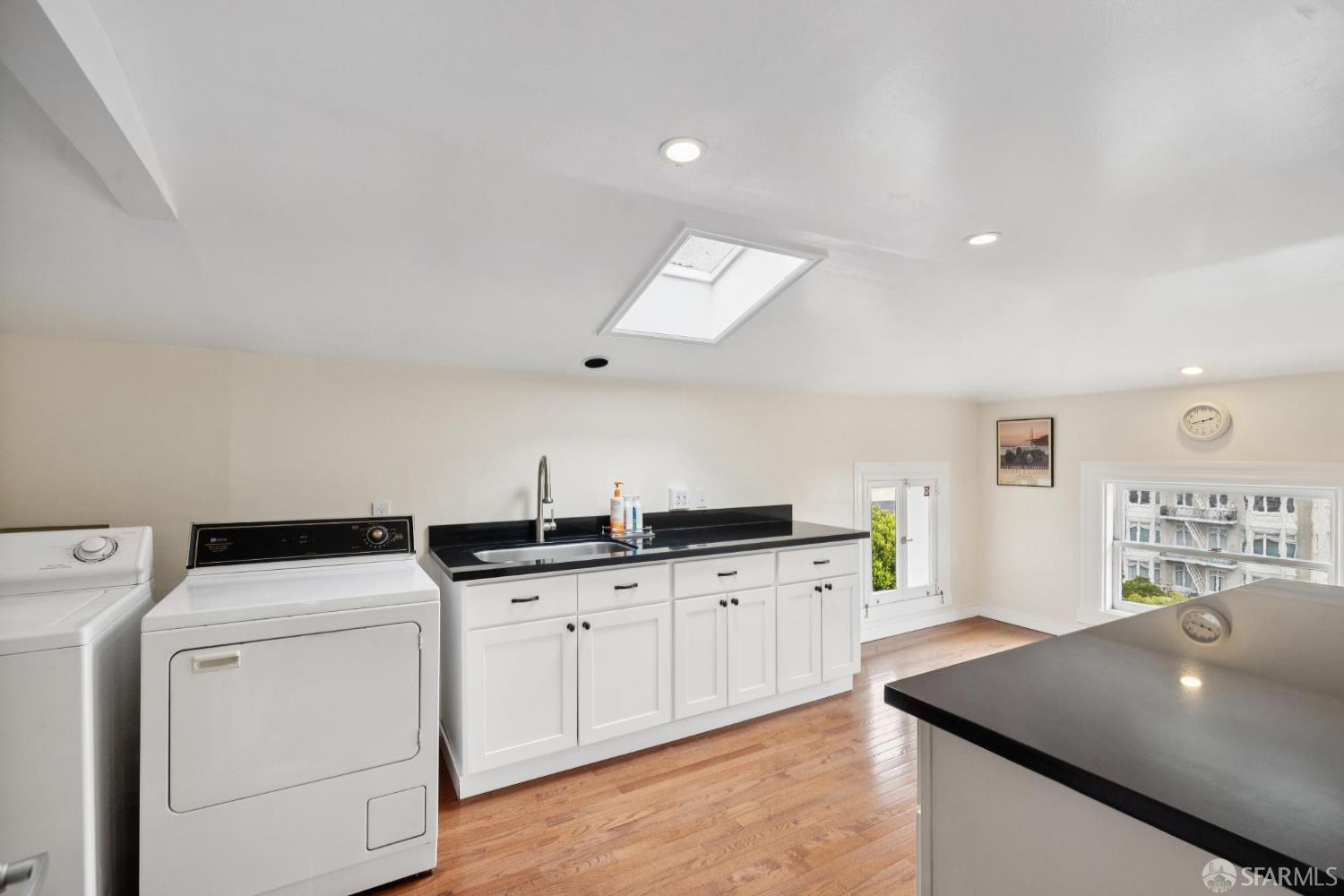 Detail Gallery Image 52 of 53 For 1818 California St, San Francisco,  CA 94109 - 6 Beds | 6/1 Baths