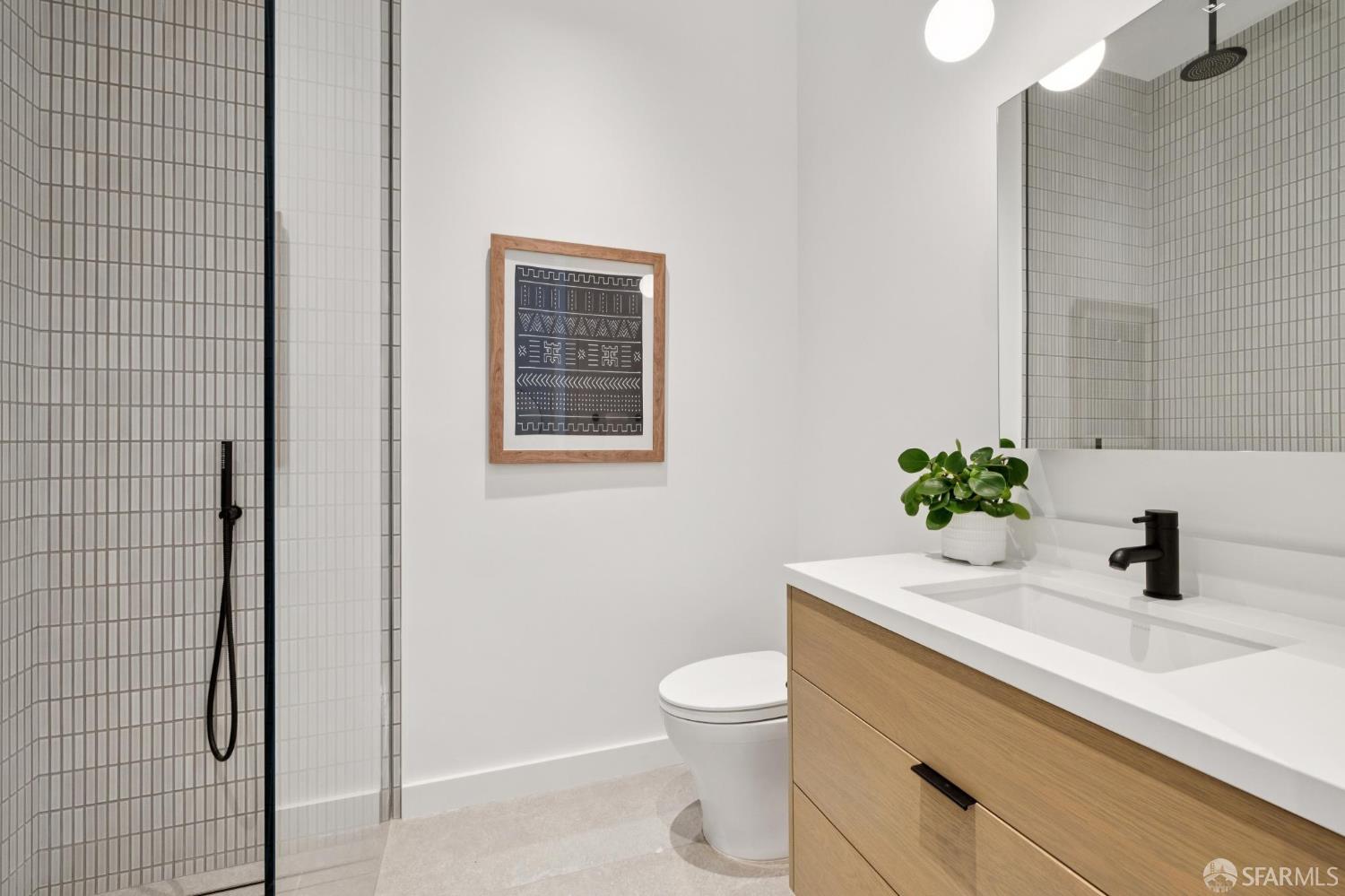 Detail Gallery Image 19 of 27 For 2026 Great Highway Hwy, San Francisco,  CA 94116 - 3 Beds | 3/1 Baths
