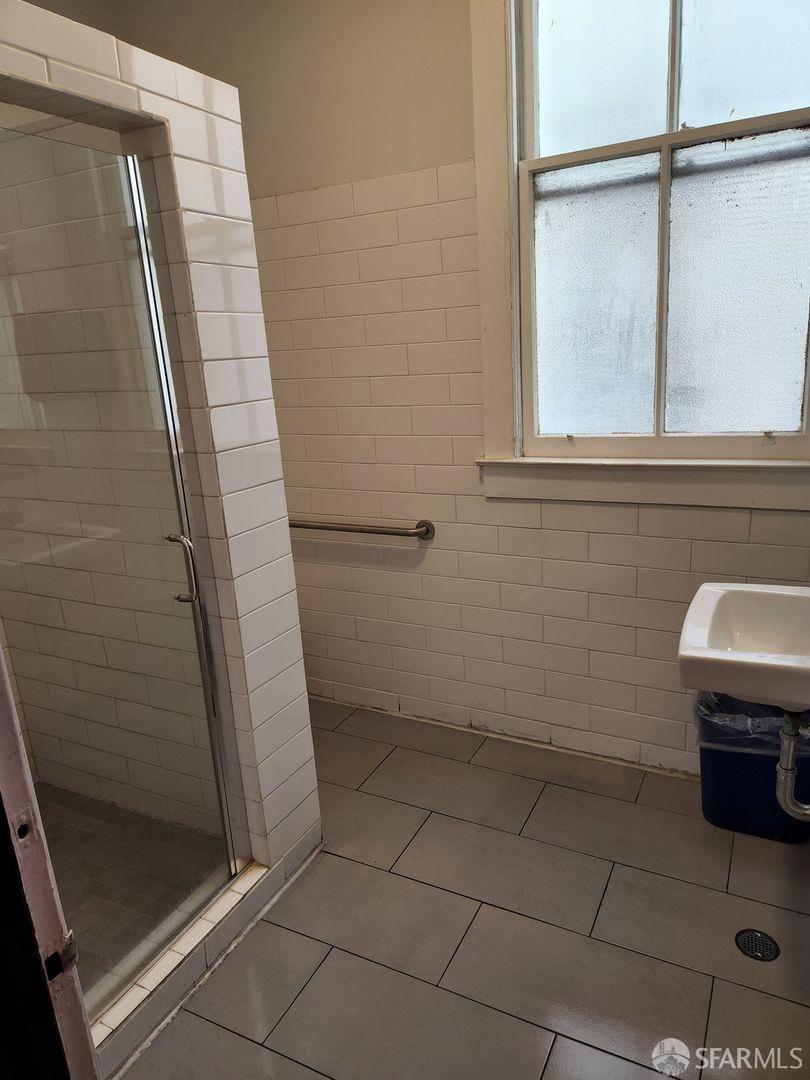 Detail Gallery Image 9 of 14 For 124 Waverly Pl, San Francisco,  CA 94108 - – Beds | – Baths