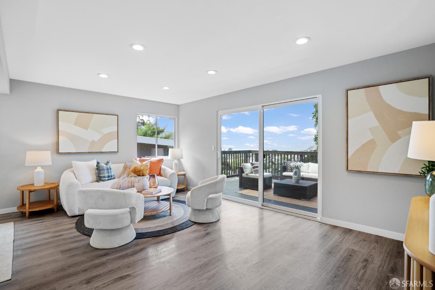 Detail Gallery Image 16 of 93 For 1669 Higgins Way, Pacifica,  CA 94044 - 5 Beds | 3 Baths