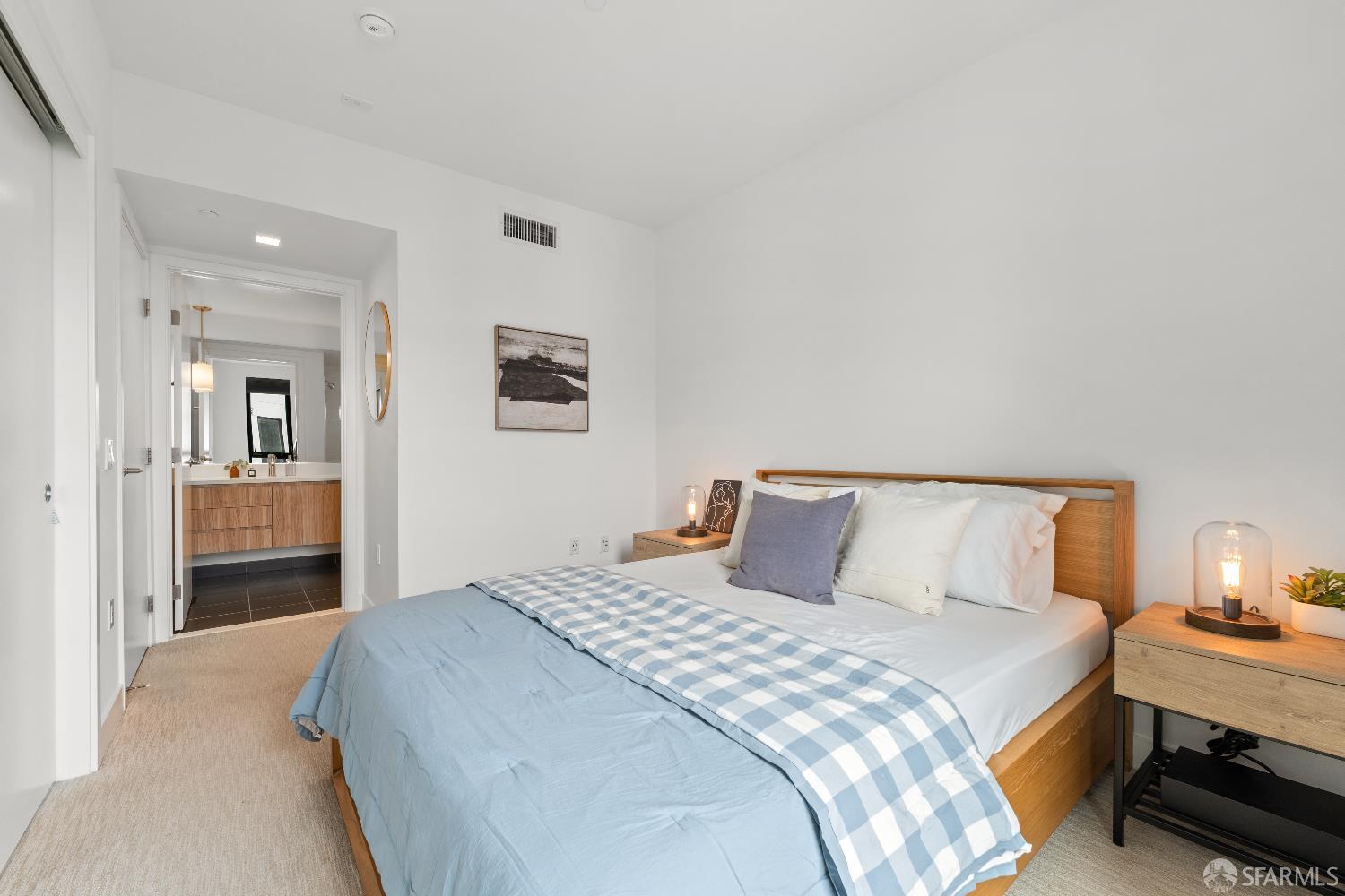 Photo #10: 425062774 Listing: Photo #10