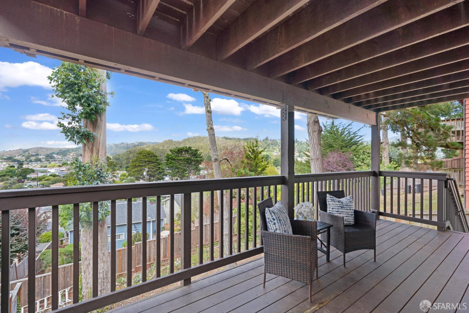 Detail Gallery Image 45 of 93 For 1669 Higgins Way, Pacifica,  CA 94044 - 5 Beds | 3 Baths