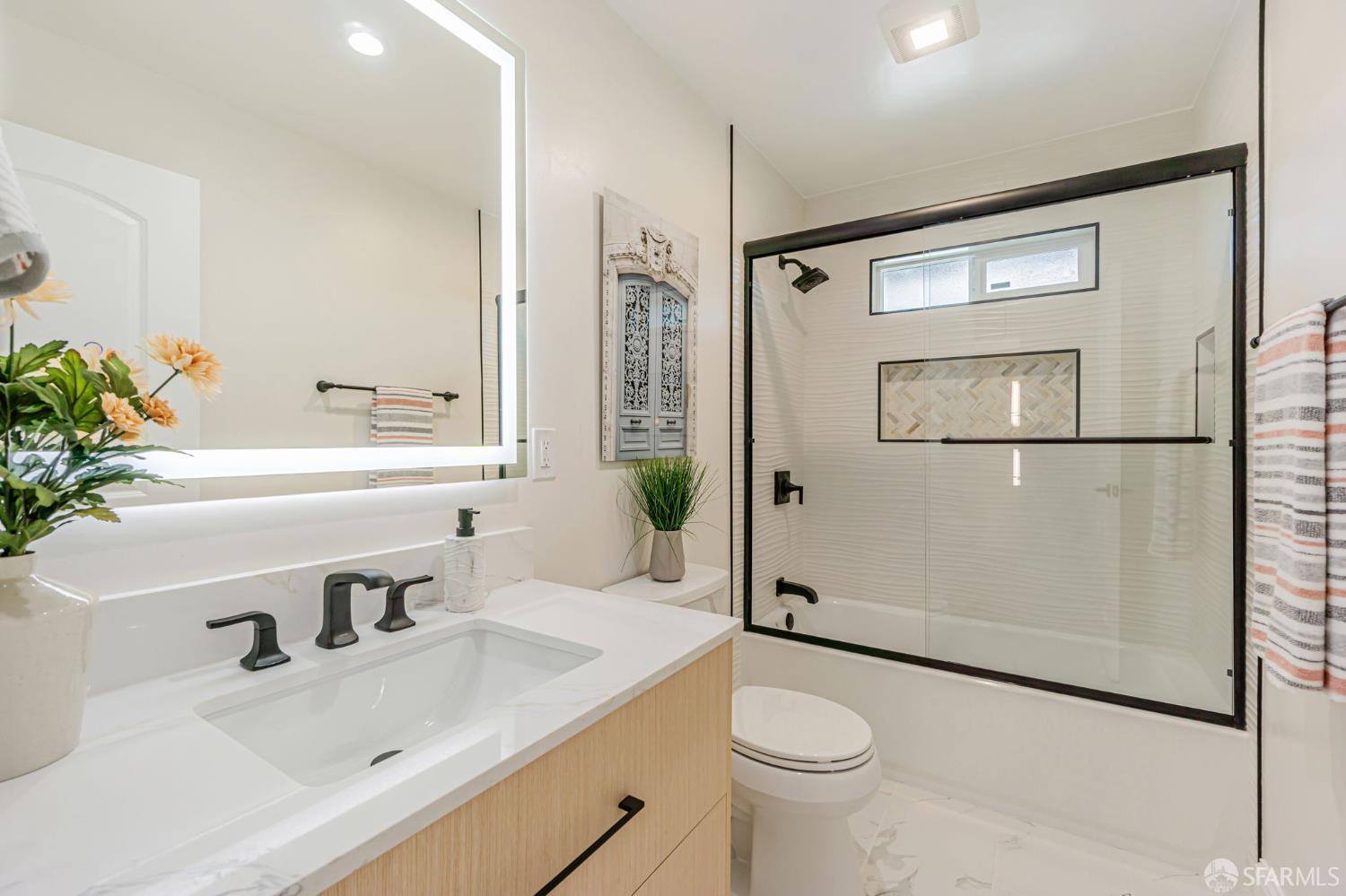 Detail Gallery Image 37 of 46 For 2017 Morello Ave, Pleasant Hill,  CA 94523 - 4 Beds | 2/1 Baths