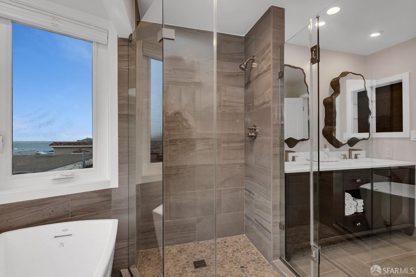 Detail Gallery Image 20 of 68 For 1847 Grant Ave #3,  San Francisco,  CA 94133 - 2 Beds | 2 Baths