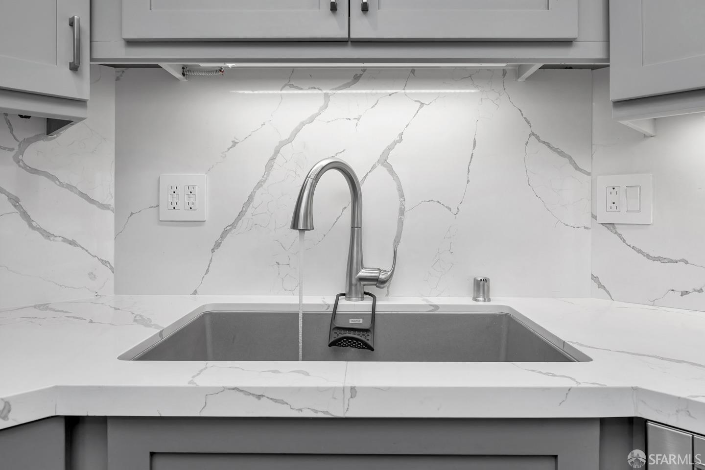 Detail Gallery Image 36 of 68 For 1847 Grant Ave #3,  San Francisco,  CA 94133 - 2 Beds | 2 Baths