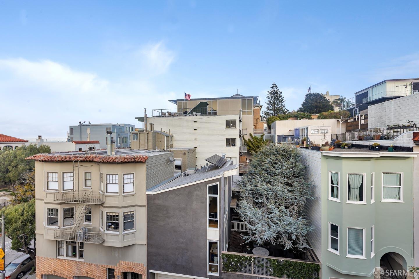 Detail Gallery Image 26 of 68 For 1847 Grant Ave #3,  San Francisco,  CA 94133 - 2 Beds | 2 Baths