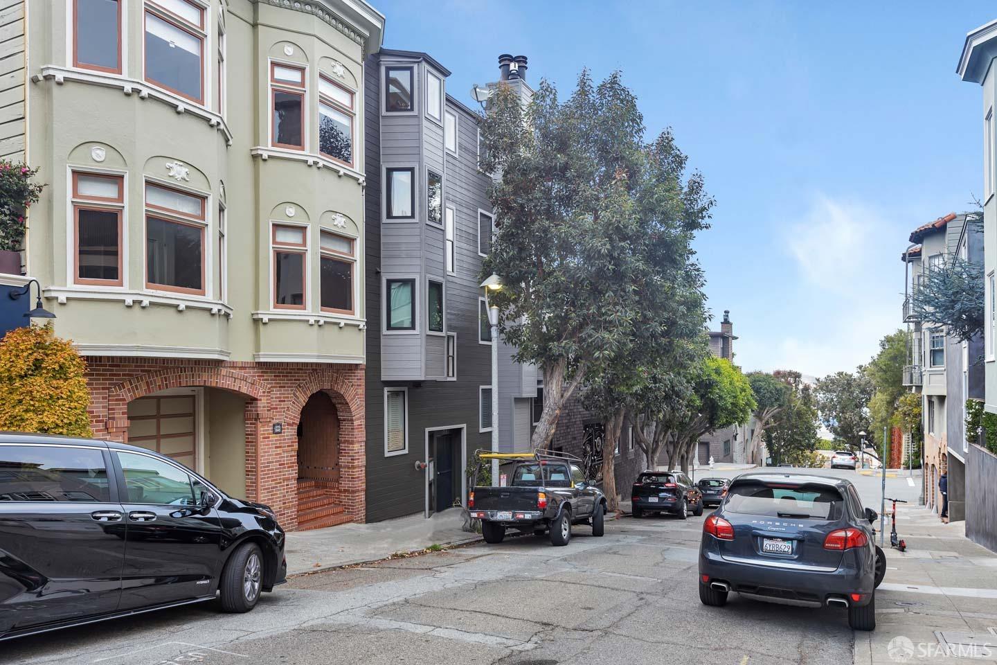 Detail Gallery Image 60 of 68 For 1847 Grant Ave #3,  San Francisco,  CA 94133 - 2 Beds | 2 Baths