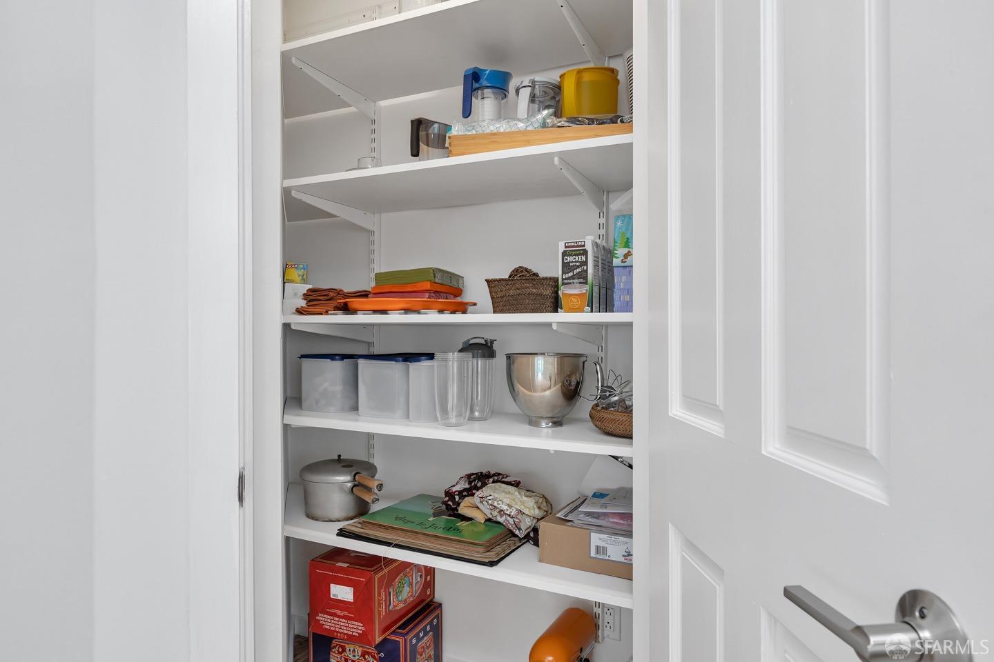 Detail Gallery Image 25 of 68 For 1847 Grant Ave #3,  San Francisco,  CA 94133 - 2 Beds | 2 Baths